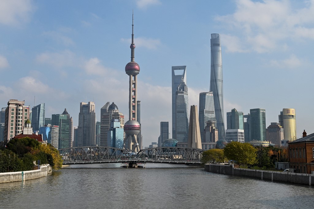 « Le monde est définitivement devenu multipolaire, compte tenu notamment de l’essor phénoménal de la Chine. » Sur cette photo, l’horizon urbain de Shanghai (AFP)