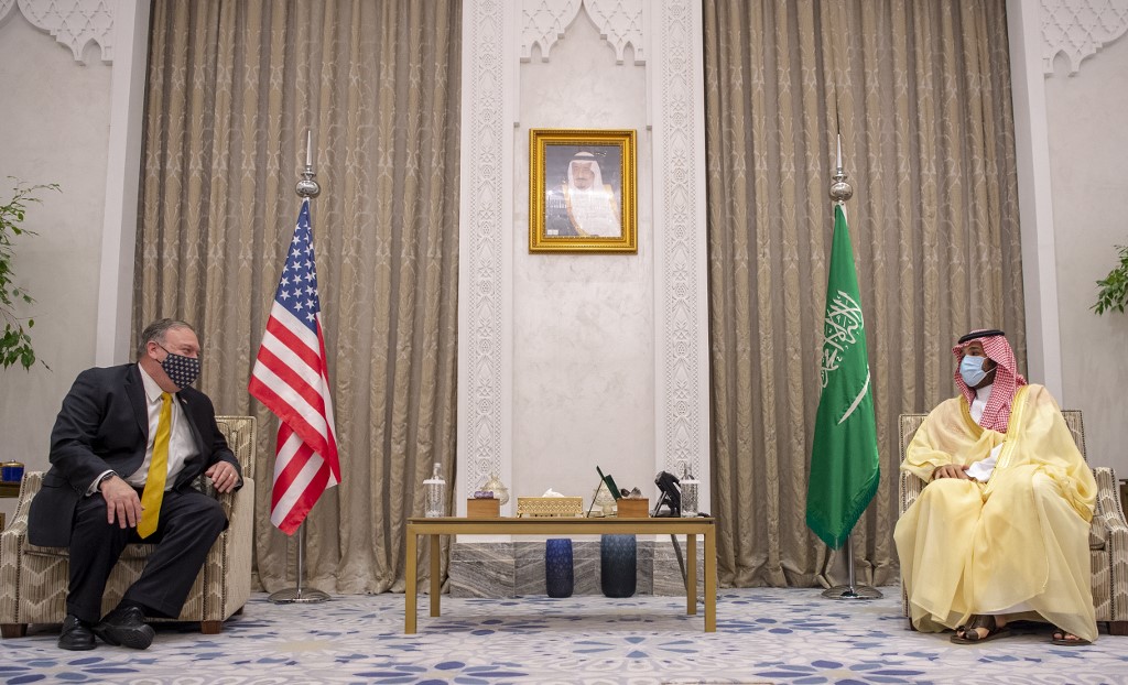 Mike Pompeo and Mohammed bin Salman