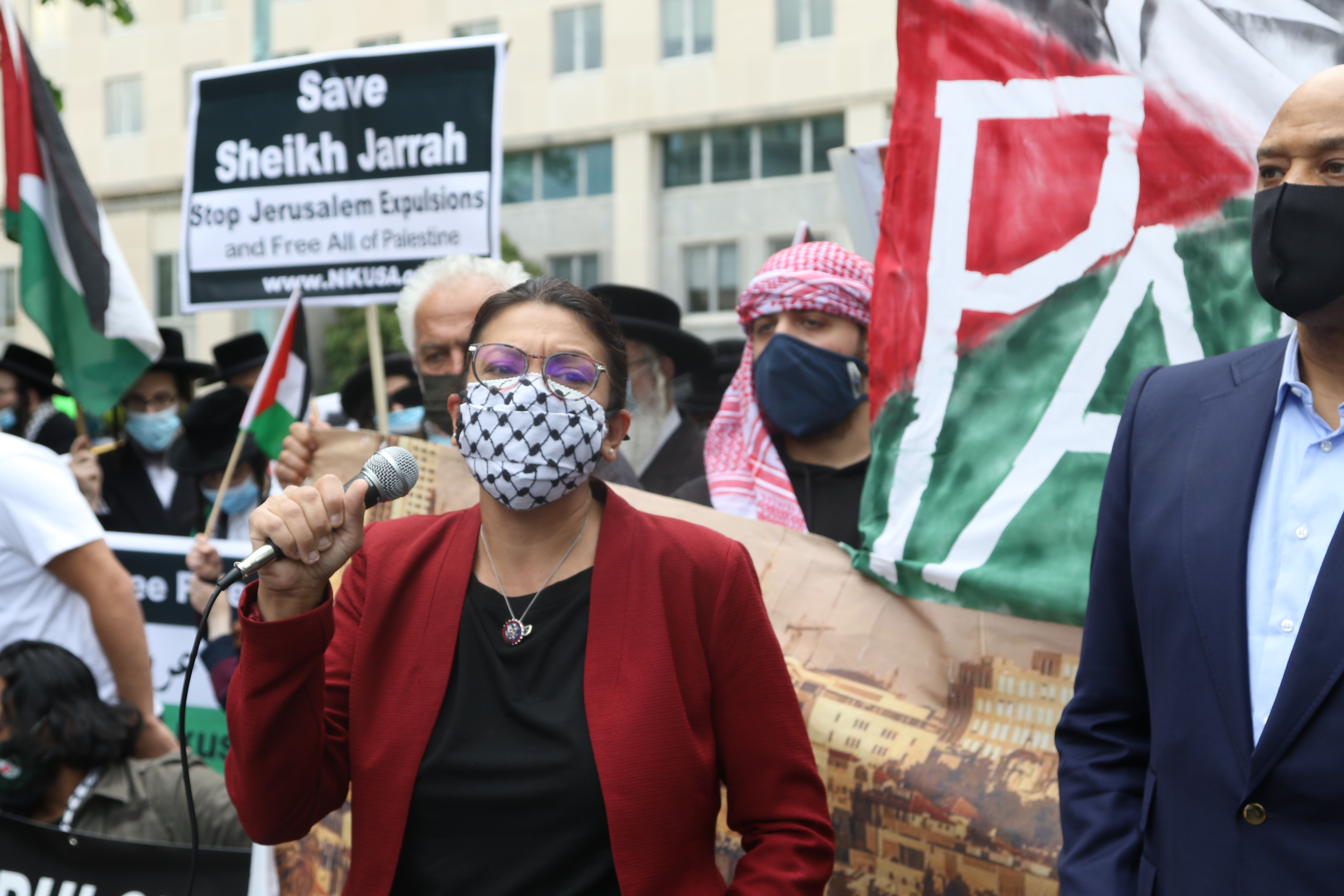Speaking at the demonstration in Washington DC, Congresswoman Rashida Tlaib voiced her support for an end to a ban on US aid to Israel being used to fund the annexation or the demolition of Palestinian homes