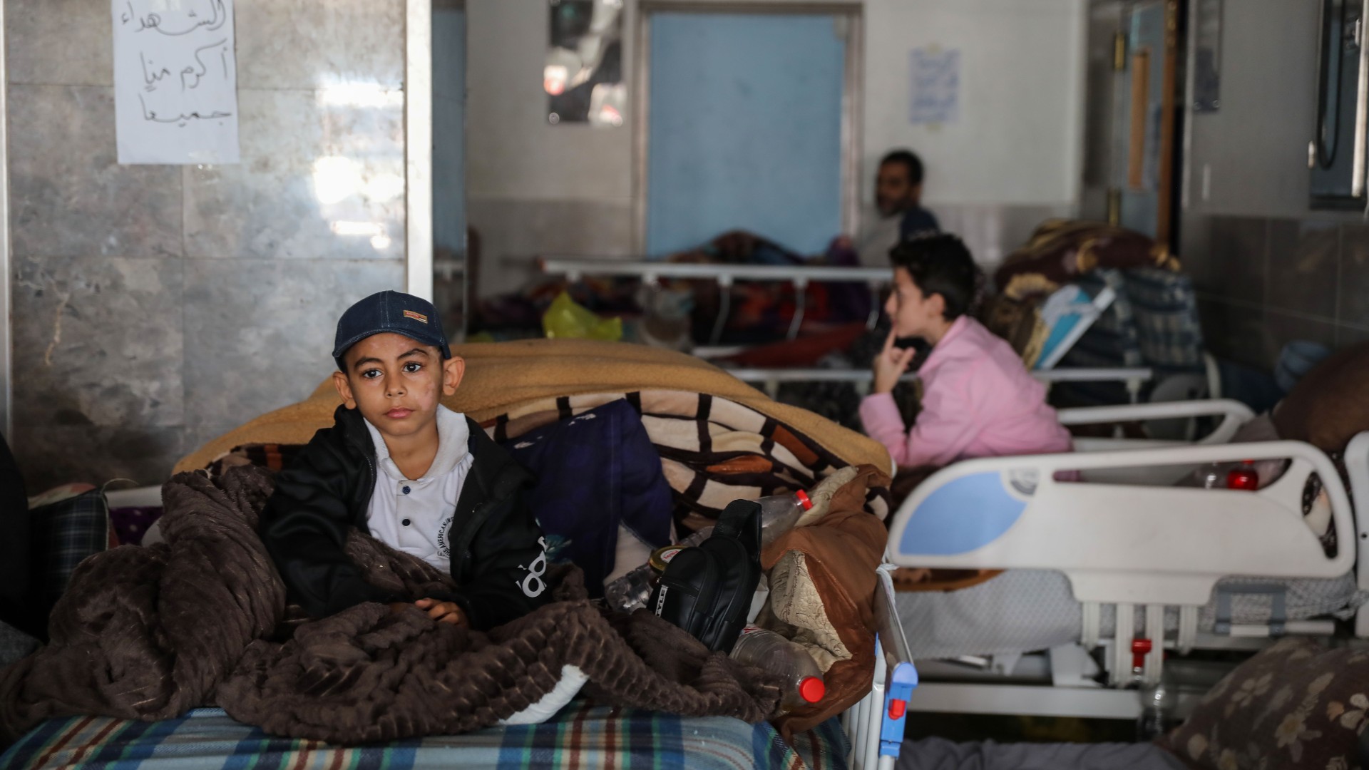 Wounded children can still be seen at al-Shifa hospital as of 24 November 2023 (MEE/Mohammed al-Hajjar)