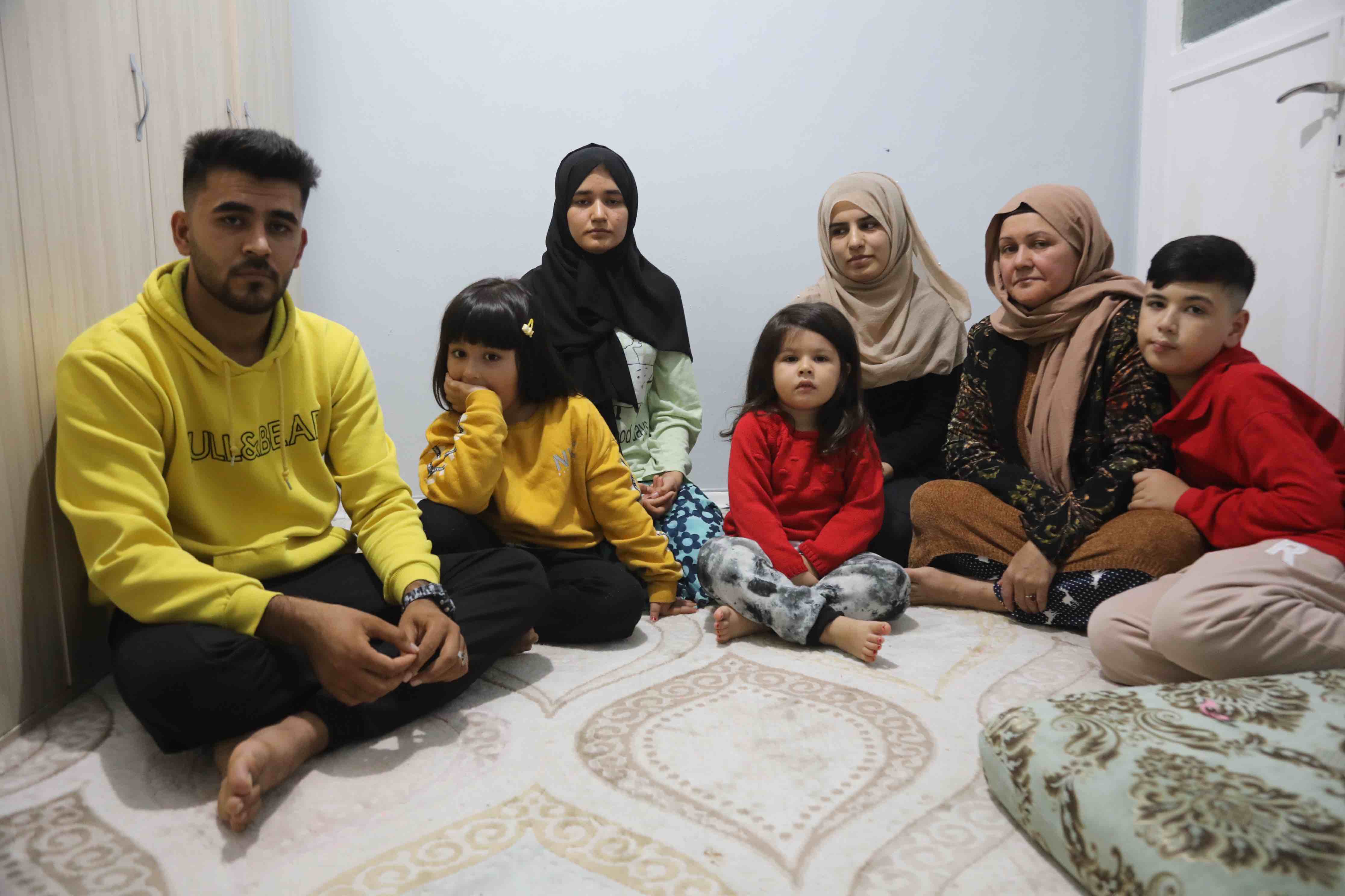 Afghan refugee family 