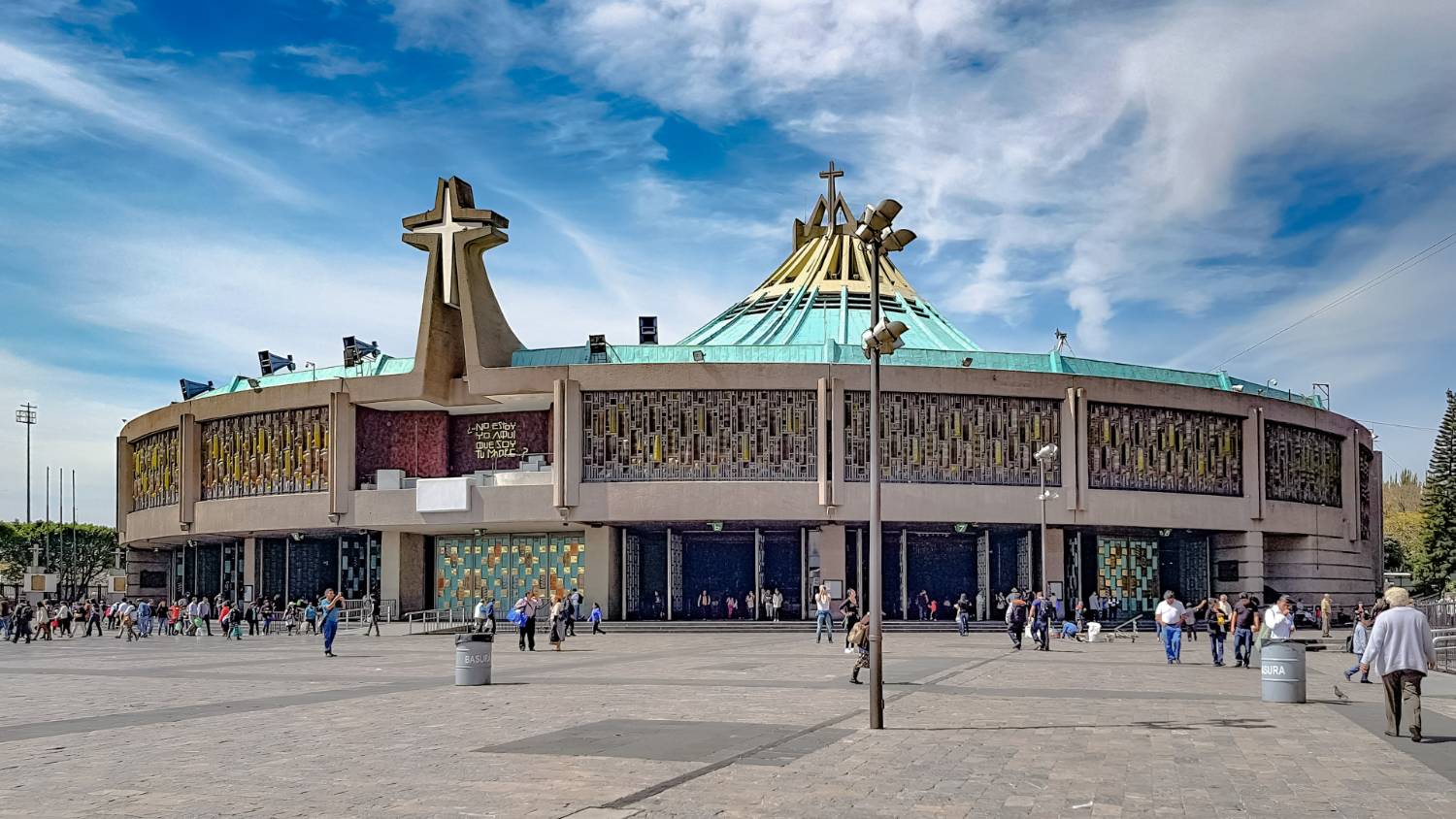 La basilique de Guadalupe peut accueillir jusqu’à 10 000 fidèles à la fois (Creative Commons)