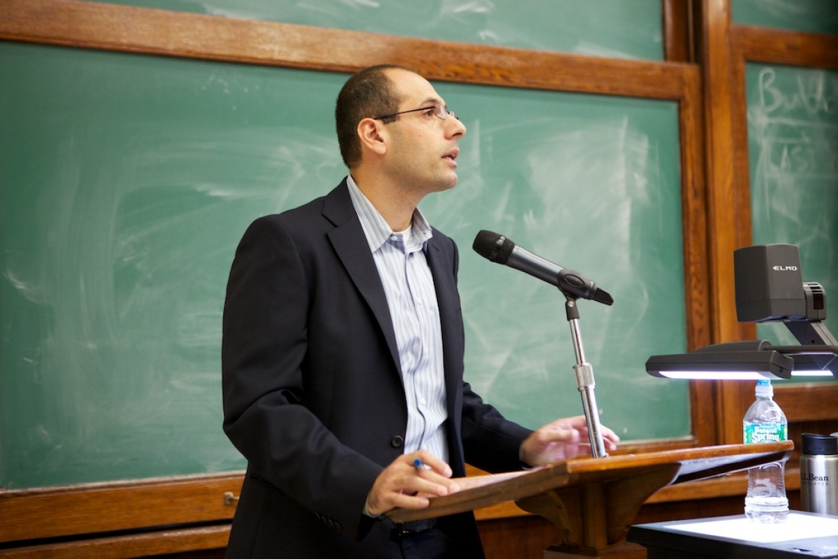 Palestinian scholar Bashir Abu-Manneh's talk will 