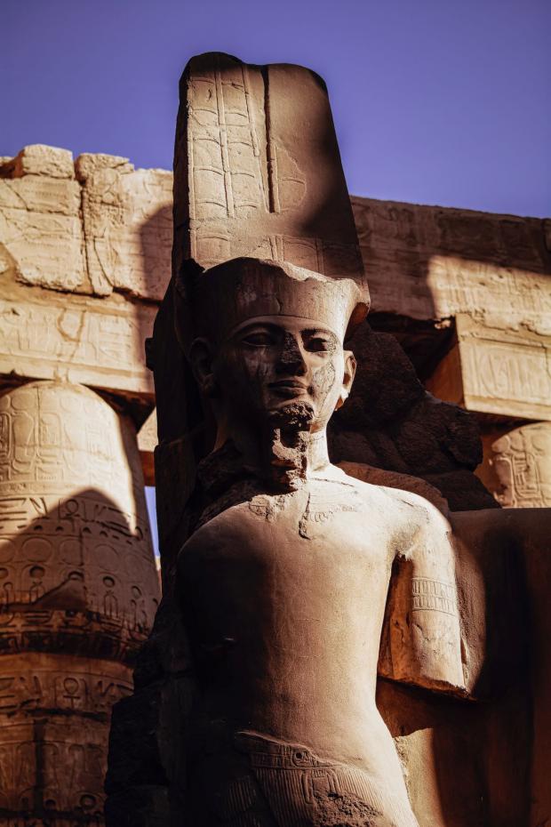 Le Temple de Karnak à Thèbes, aujourd’hui Louxor (Kristina Tamašauskaitė/Unsplash)