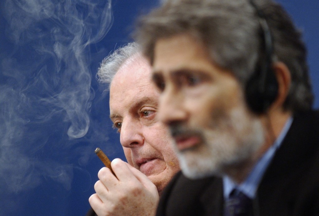 Daniel Barenboim (L) with Edward Said in Oviedo, Spain, in October 2002, after being awarded the Prince of Asturias Award for Concord, for their joint efforts to promote peace in the Middle East (AFP)