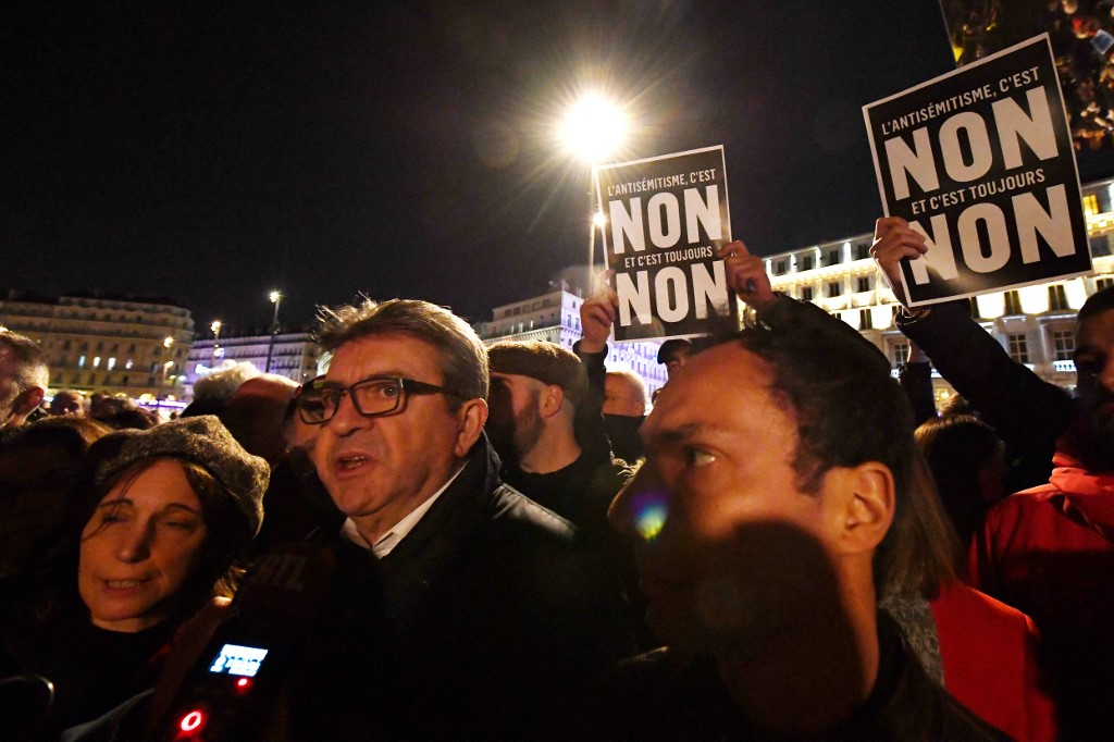 LFI leader Jean-Luc Melenchon (center) takes part in a rally against anti-semitism in Marseille in February 2019 (Boris Horvat/AFP)