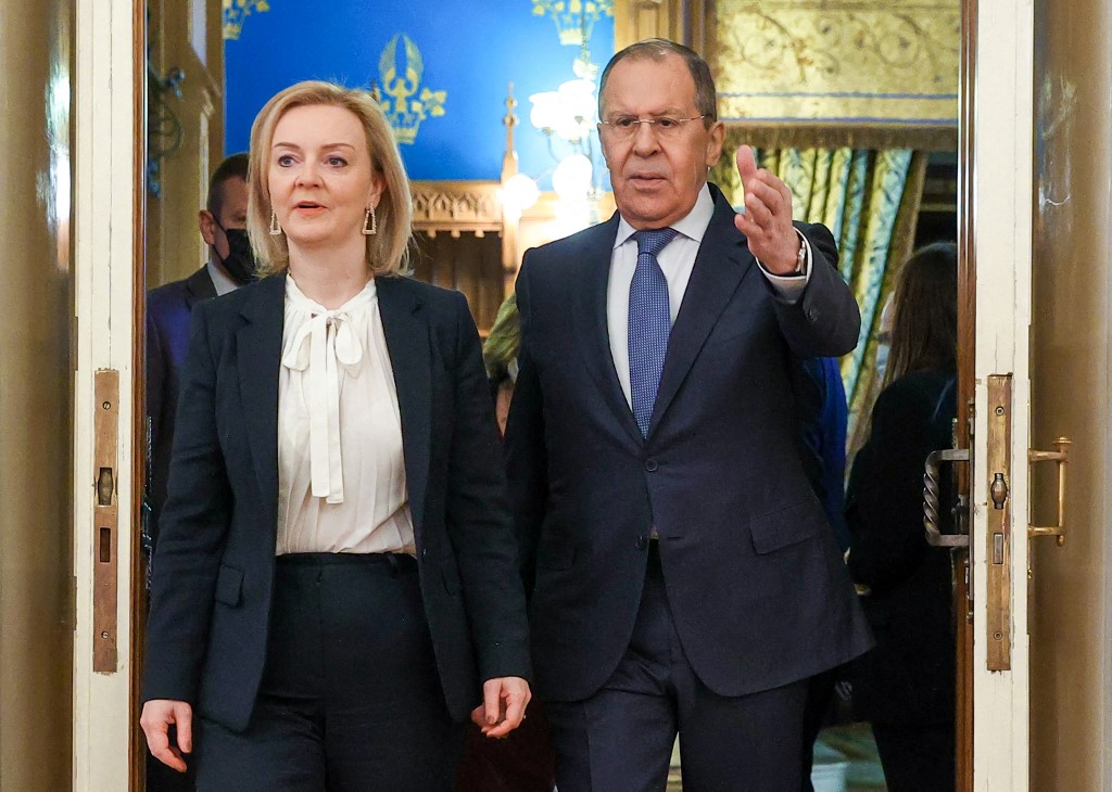 British Foreign Secretary Liz Truss with Russian Foreign Minister Sergei Lavrov (R) on 10 February 2022 (AFP)