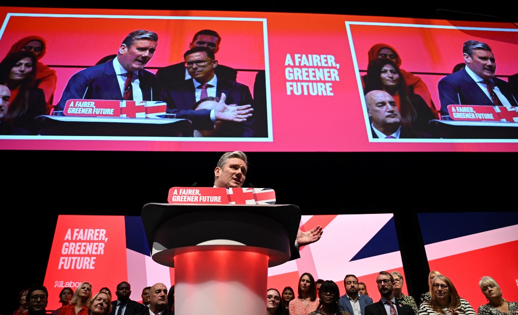 Starmer delivers his keynote address at the Labour conference in Liverpool on 27 September 2022 (AFP)
