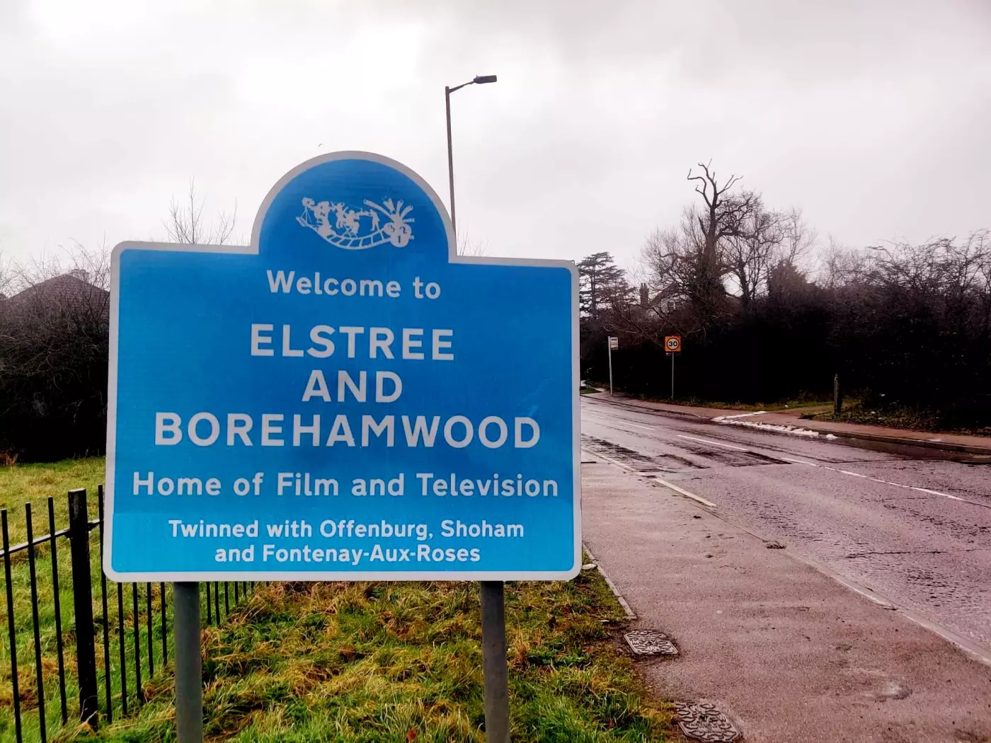 Elstree and Borehamwood updated its gateway signs in February to include its twinning relationship with Shoham (Facebook)