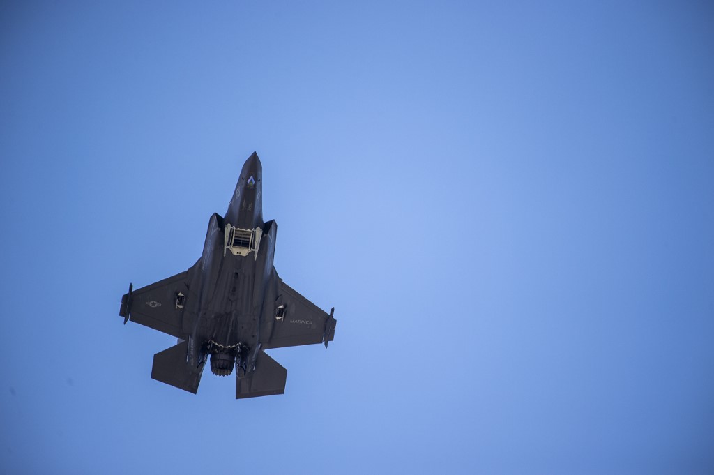 An F-35 fighter plane flies over the White House in Washington in June 2019 (AFP)