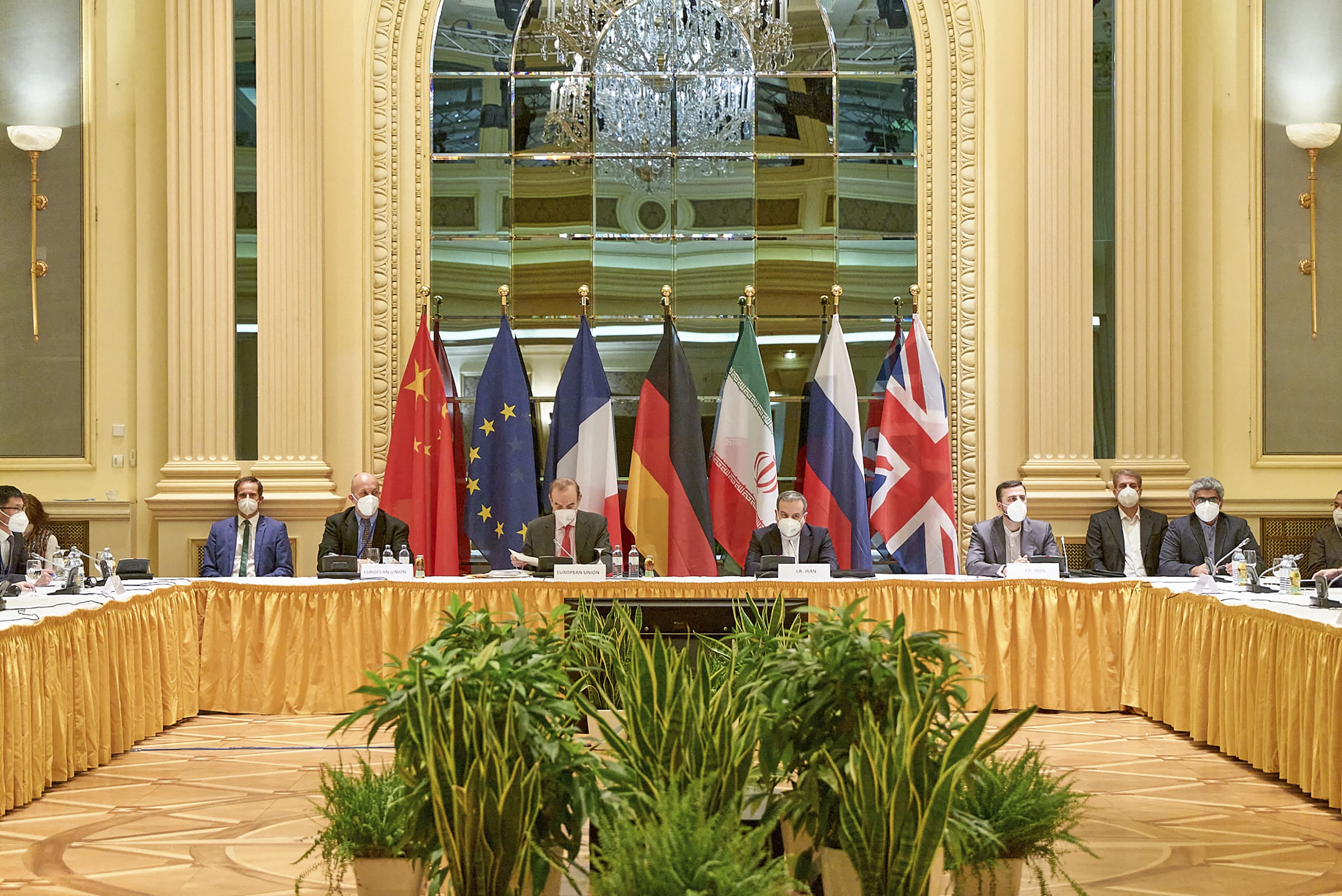Delegation members from the parties to the Iran nuclear deal meet in Vienna on 20 April 2021 (Handout)