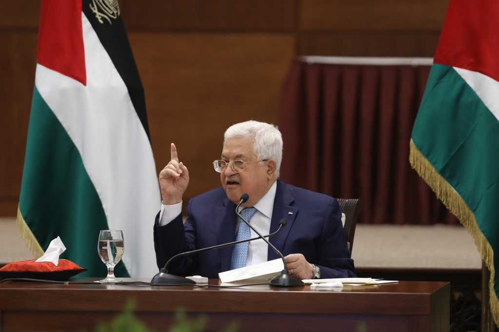 Palestinian President Mahmoud Abbas issued a decree calling for elections (AFP/file photo)