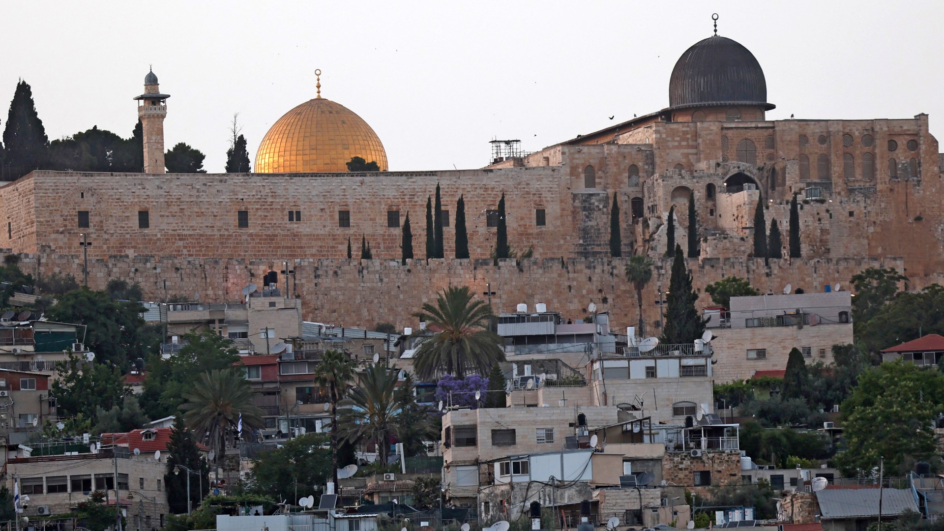 A picture taken on 22 May 2024 in occupied East Jerusalem showing the Dome of the Rock and Al-Aqsa Mosque (AFP/Ahmad Gharabli)