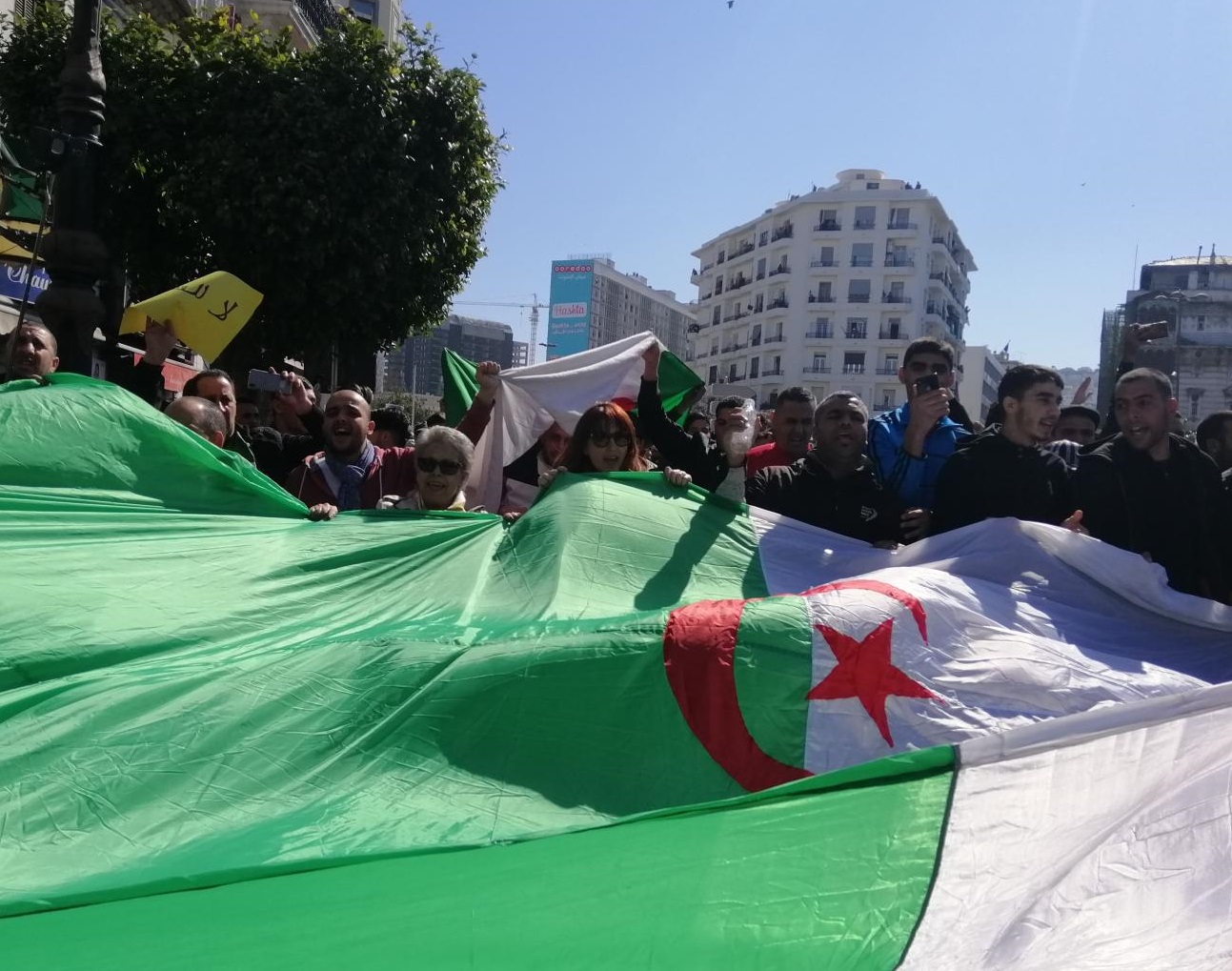 Algerians demonstrate against a fifth term for Bouteflika (MEE/Dalia Ghanem)