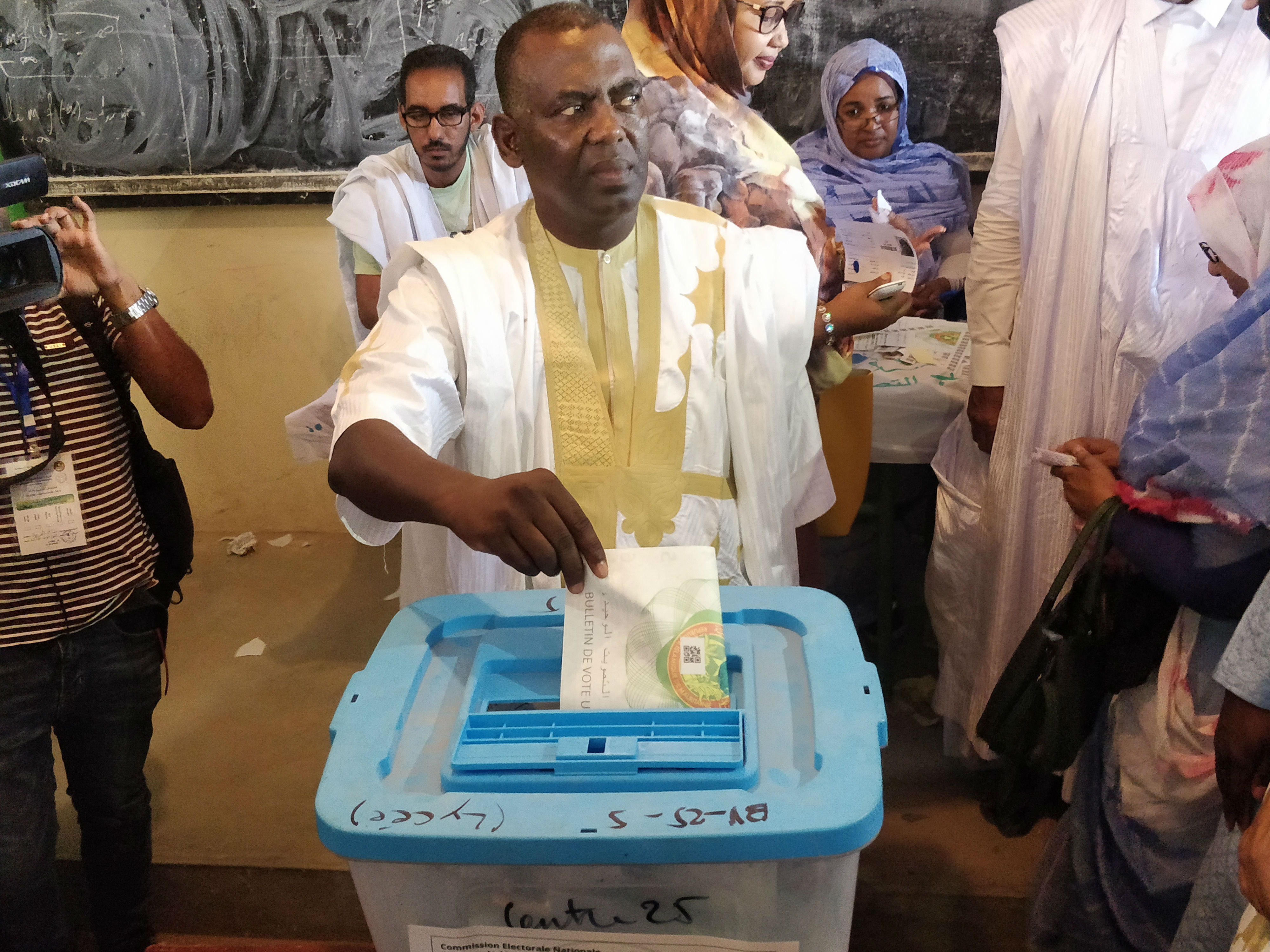 Biram Dah Abeid casts his vote in a polling station in Nouakchott (MEE/Amandla Thomas-Johnson)