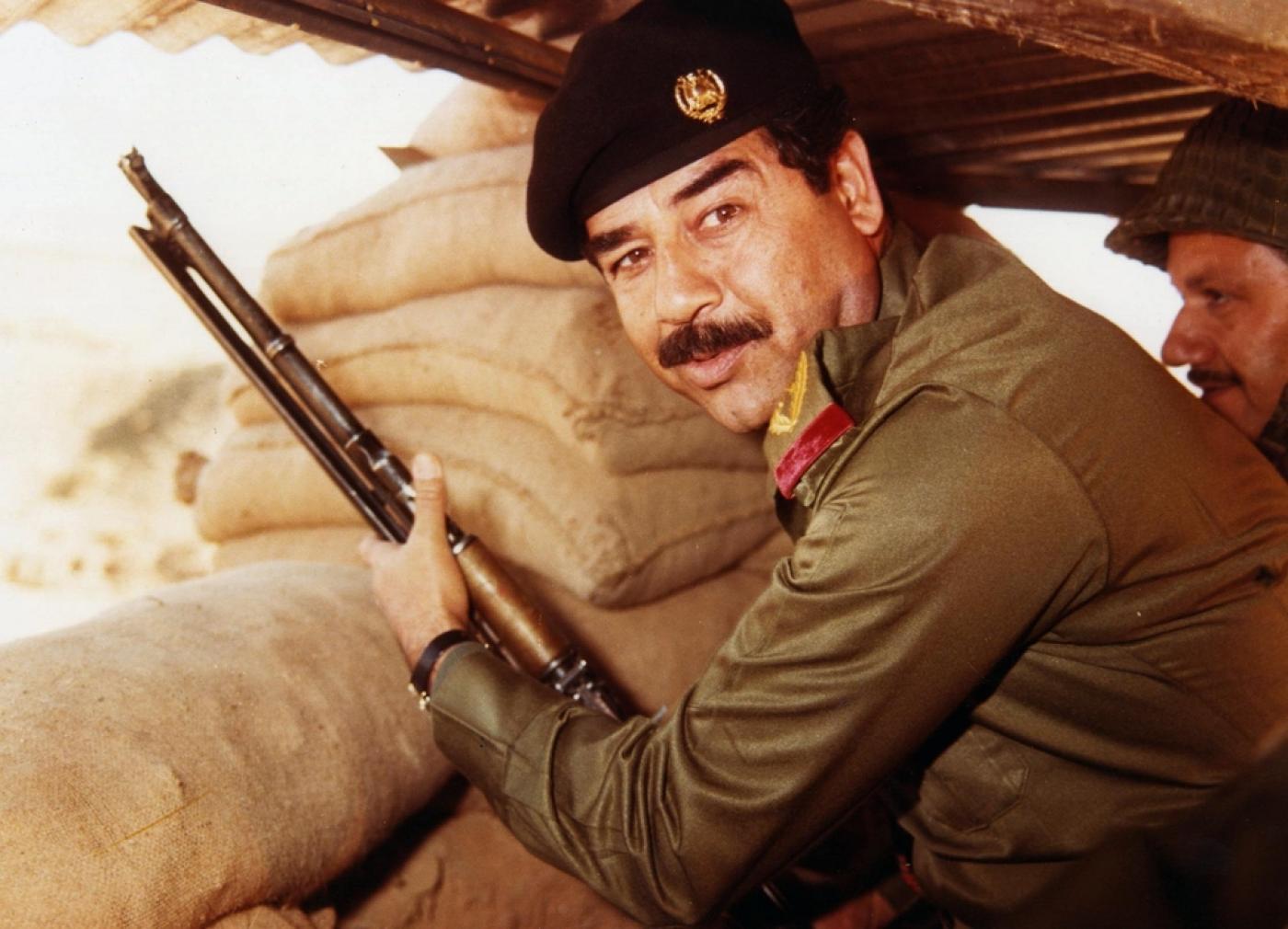 « Toute l’histoire très shakespearienne de Saddam [Hussein] tourne autour de la virilité », selon Nadia Tazi (AFP)