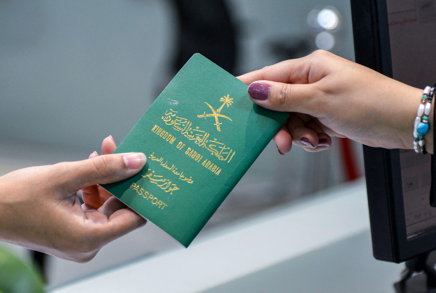 Les enfants d’une Saoudienne et d’un ressortissant étranger ne peuvent être naturalisés qu’à l’âge de 18 ans, sous certaines conditions (Faye Nureldine/AFP)