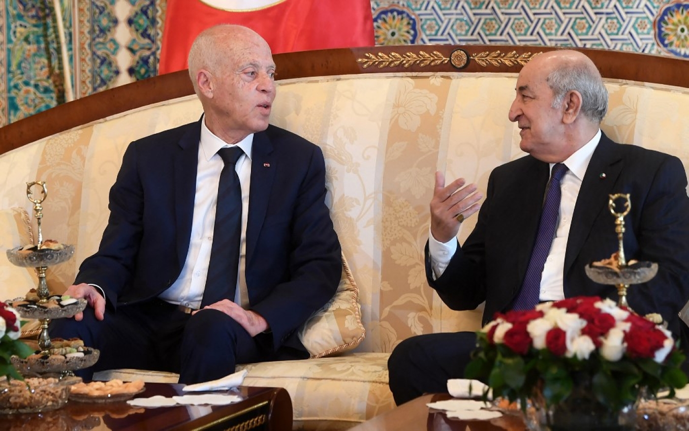 Kais Saied et Abdelmadjid Tebboune lors de la visite du président tunisien à Alger le 2 février 2020 (AFP/Slim Abid)