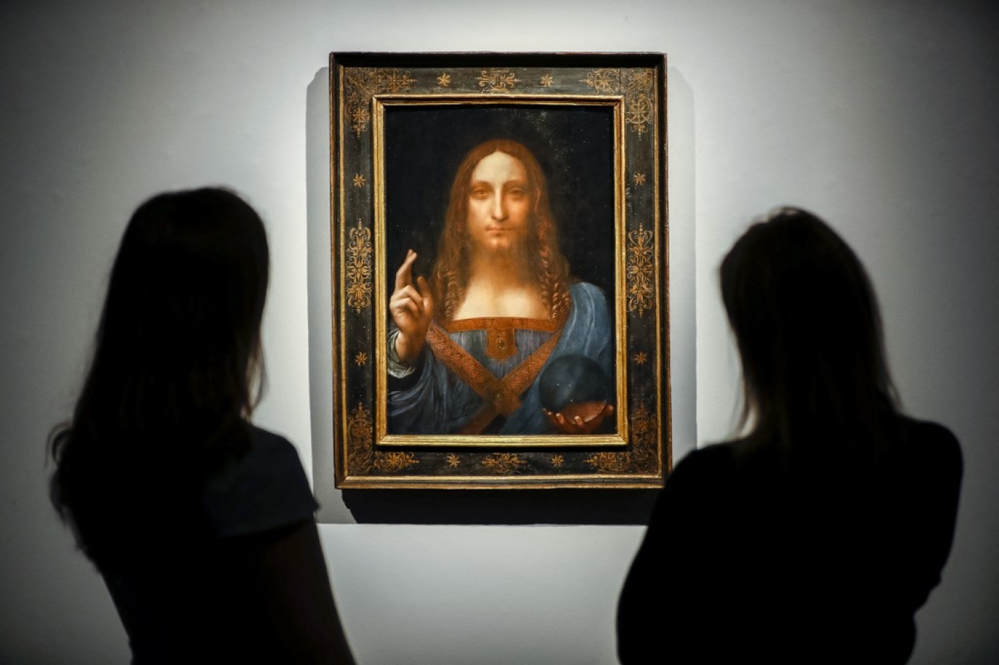 Le tableau polémique Sauveur du monde serait l’œuvre d’un des assistants de Léonard de Vinci (AFP)