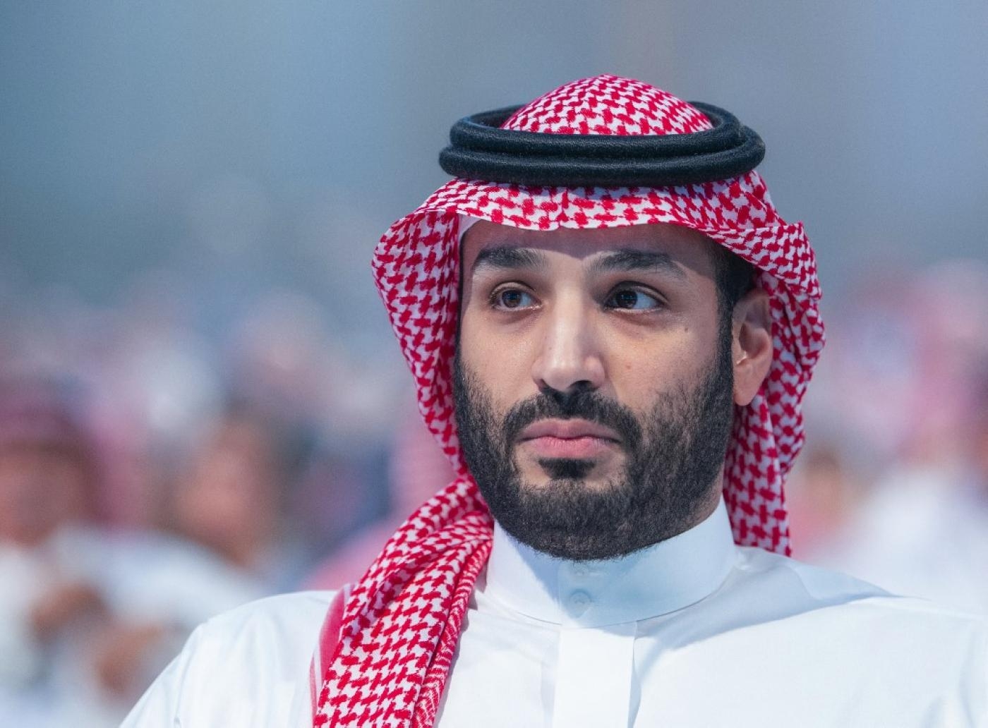 Le prince héritier d’Arabie saoudite Mohammed ben Salmane assiste à une session de la conférence annuelle Future Investment Initiative (FII) à Riyad, le 26 octobre 2021 (AFP)
