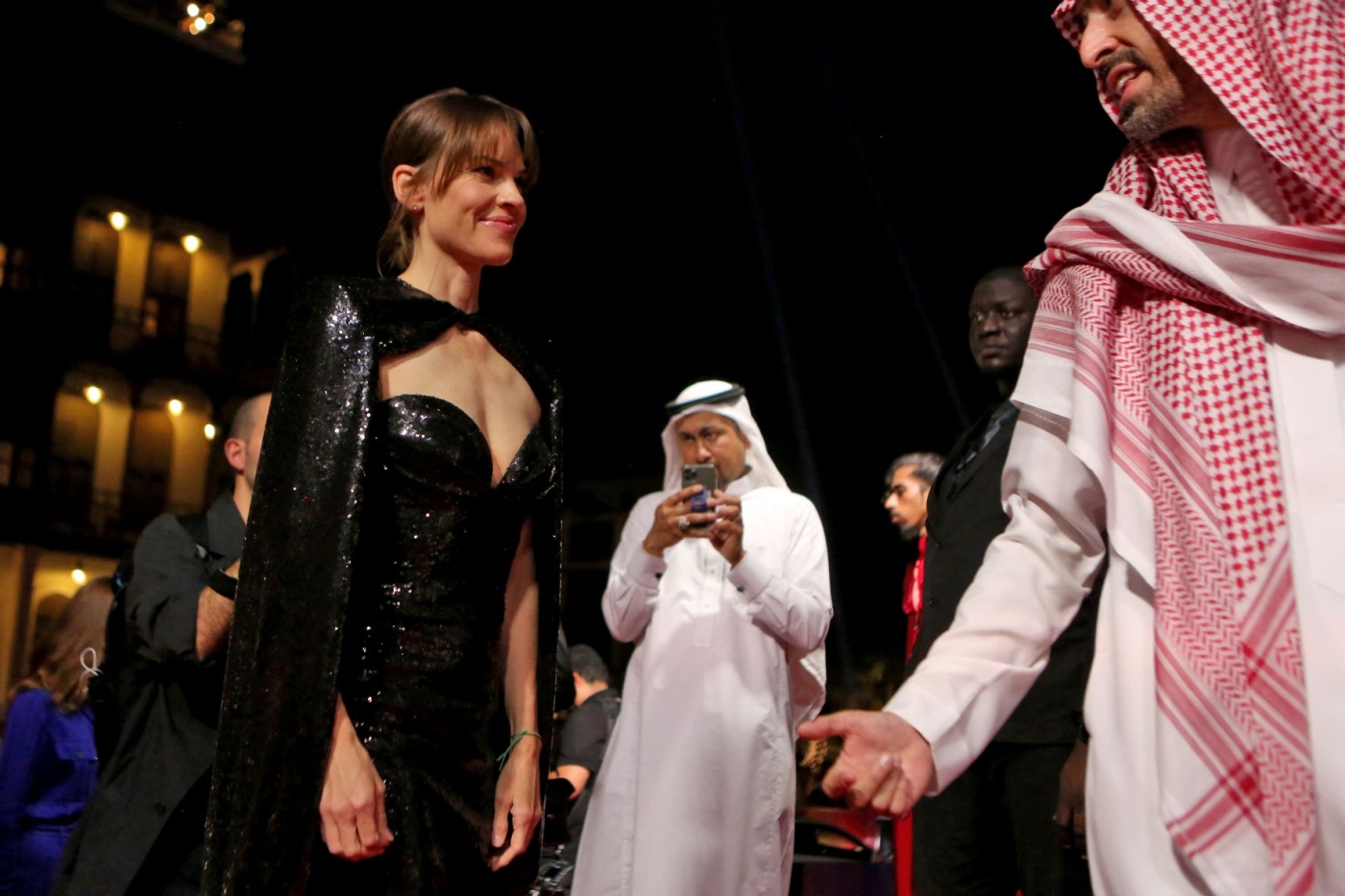 La star hollywoodienne Hillary Swank assiste au Festival du film de la mer Rouge dans la ville saoudienne de Djeddah, en décembre 2021 (AFP/Red Sea Film Festival)