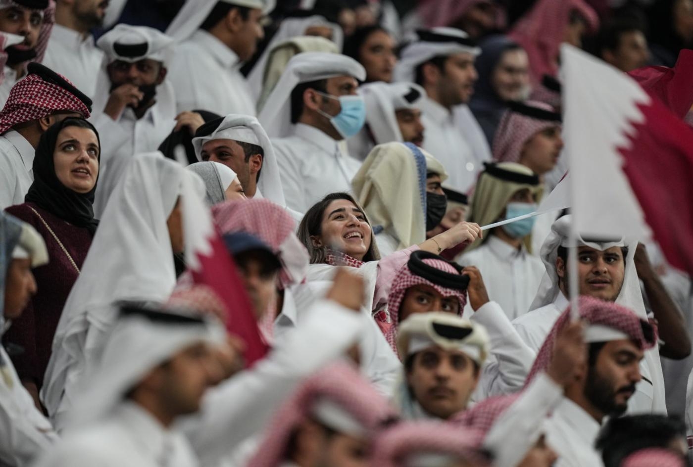 Des supporteurs qataris lors de la dernière Coupe arabe de football à Doha (Reuters)
