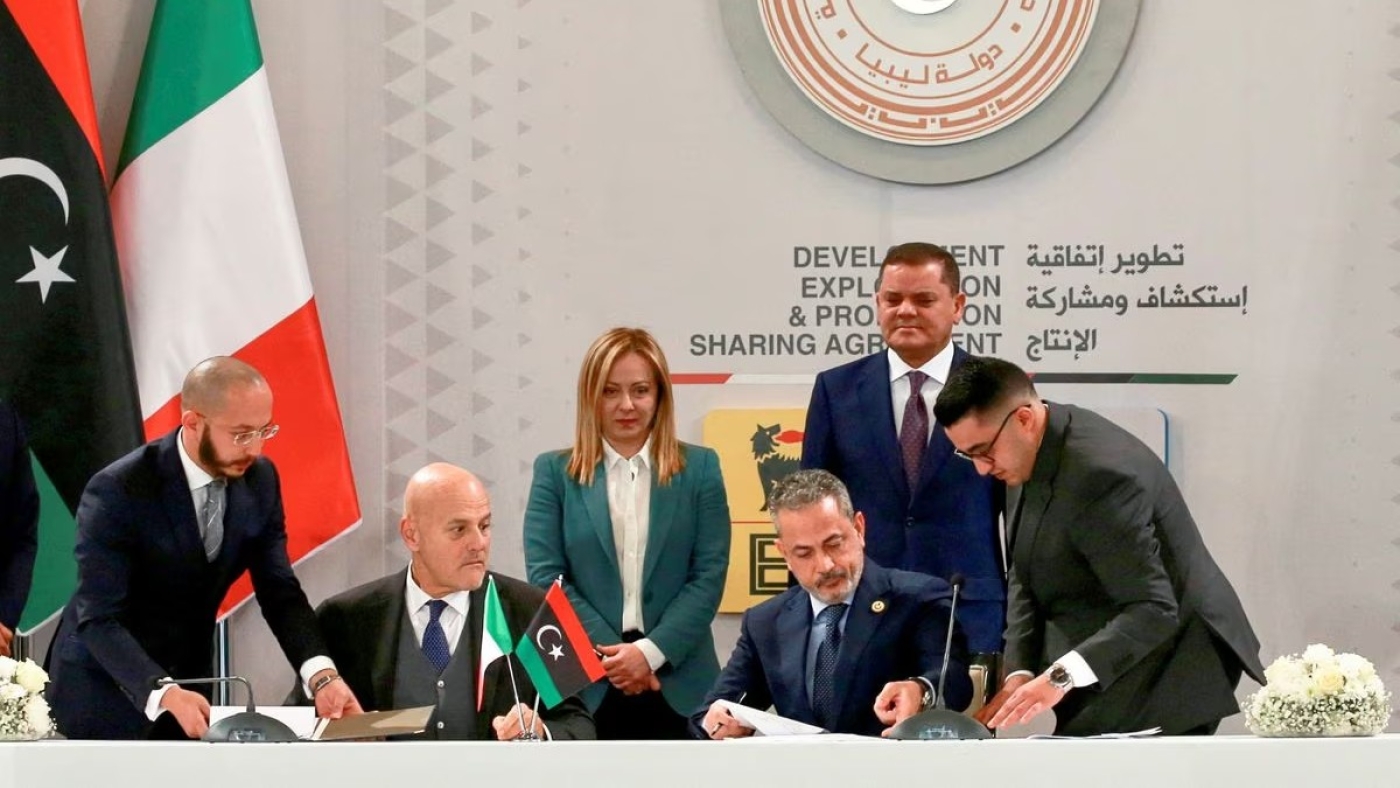 Eni Chief Executive Claudio Descalzi and National Oil Corporation (NOC) head Farhat Bengdara attend the signing of an agreement between the two companies accompanied by Italian Prime Minister Giorgia Meloni and head of Libya's Government of National Unity Abdulhamid al-Dbeibah (Reuters)