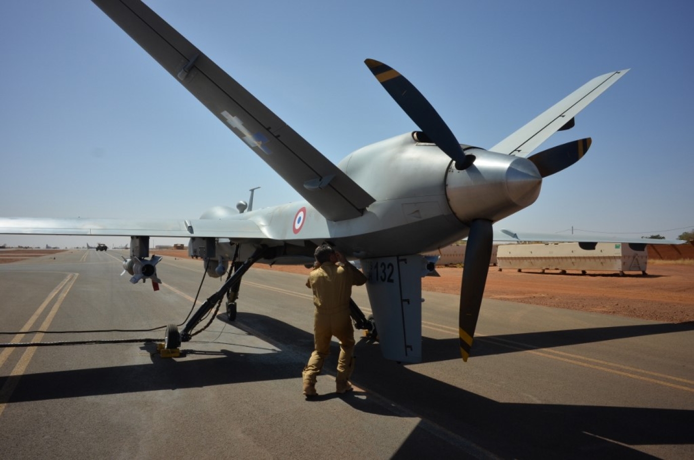 Un drone Reaper français photographié sur une base militaire à Niamey, au Niger, le 15 décembre 2019 (AFP)