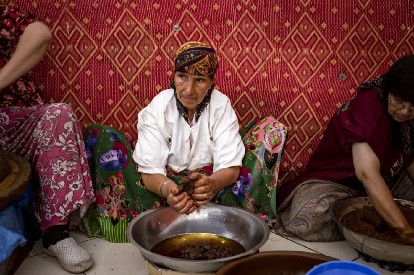 La fabrication de l’huile d’argan été inscrite au patrimoine culturel immatériel de l’humanité en 2014 (AFP/Fadel Senna)