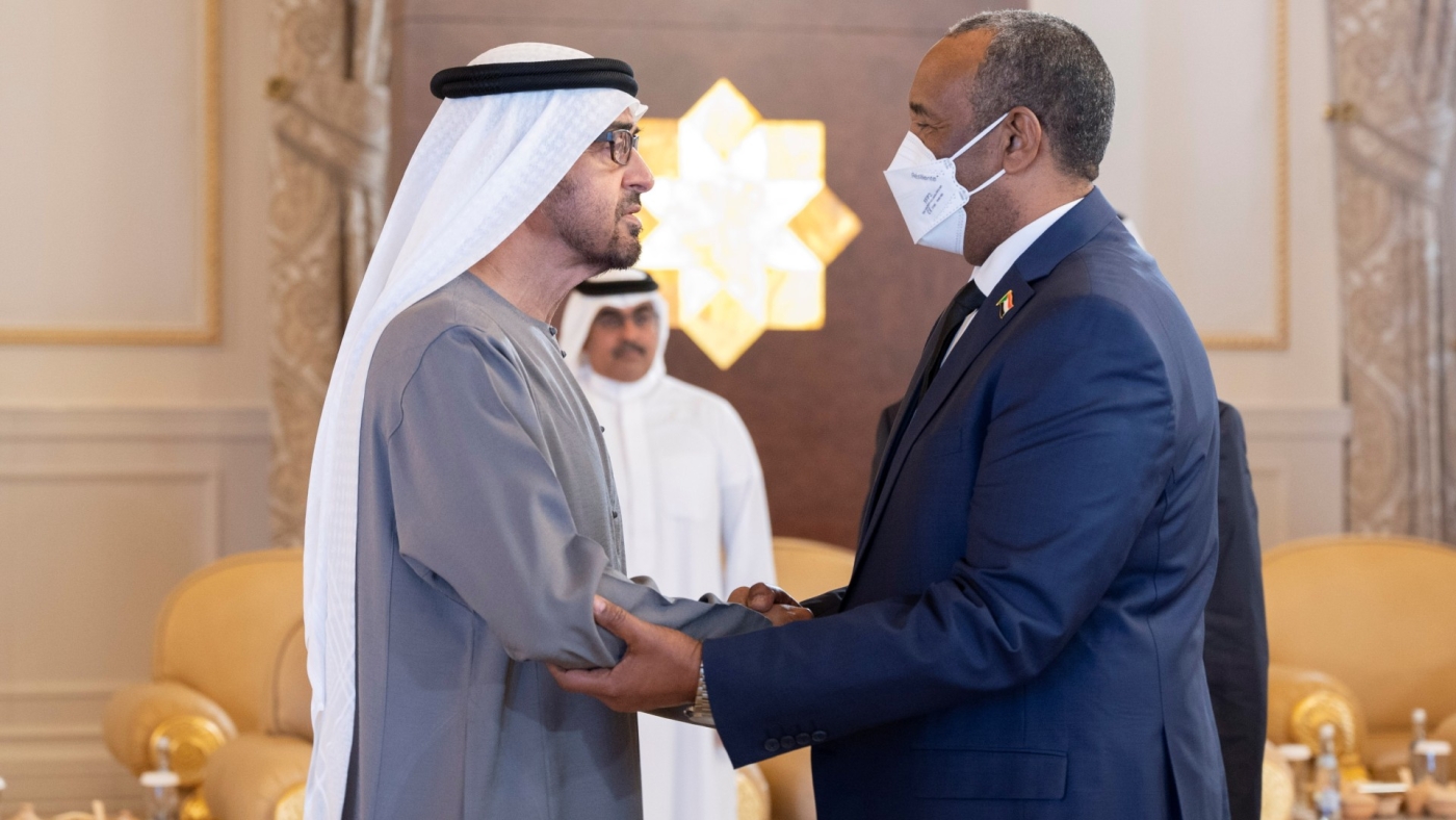 Sudan's de-facto leader General Abdel Fattah al-Burhan meets with United Arab Emirates' President Sheikh Mohammed bin Zayed al-Nahyan in Abu Dhabi on 14 May 2022 (Reuters)