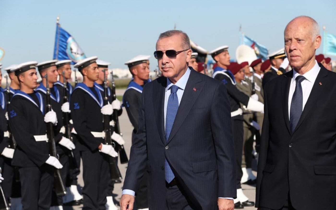 Lors de sa visite en Tunisie en décembre 2019, Erdoğan aurait essayé d’obtenir de son homologue que les combattants turcs passent par le territoire tunisien (AFP)