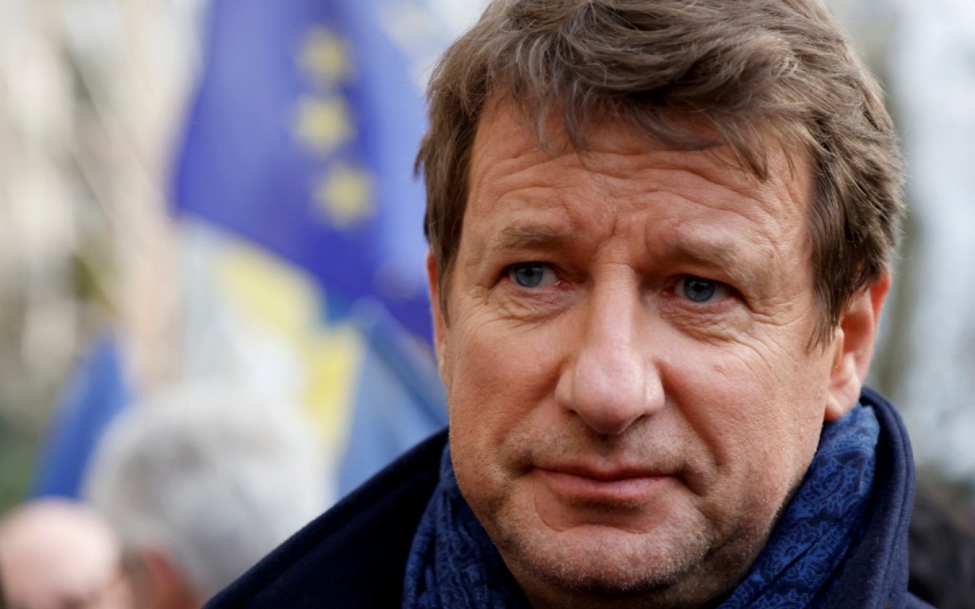 Yannick Jadot, candidat du parti Europe Écologie - Les Verts, assiste à une manifestation de soutien à l’Ukraine devant l’ambassade de Russie à Paris, le 22 février 2022 (AFP/Ludovic Marin)