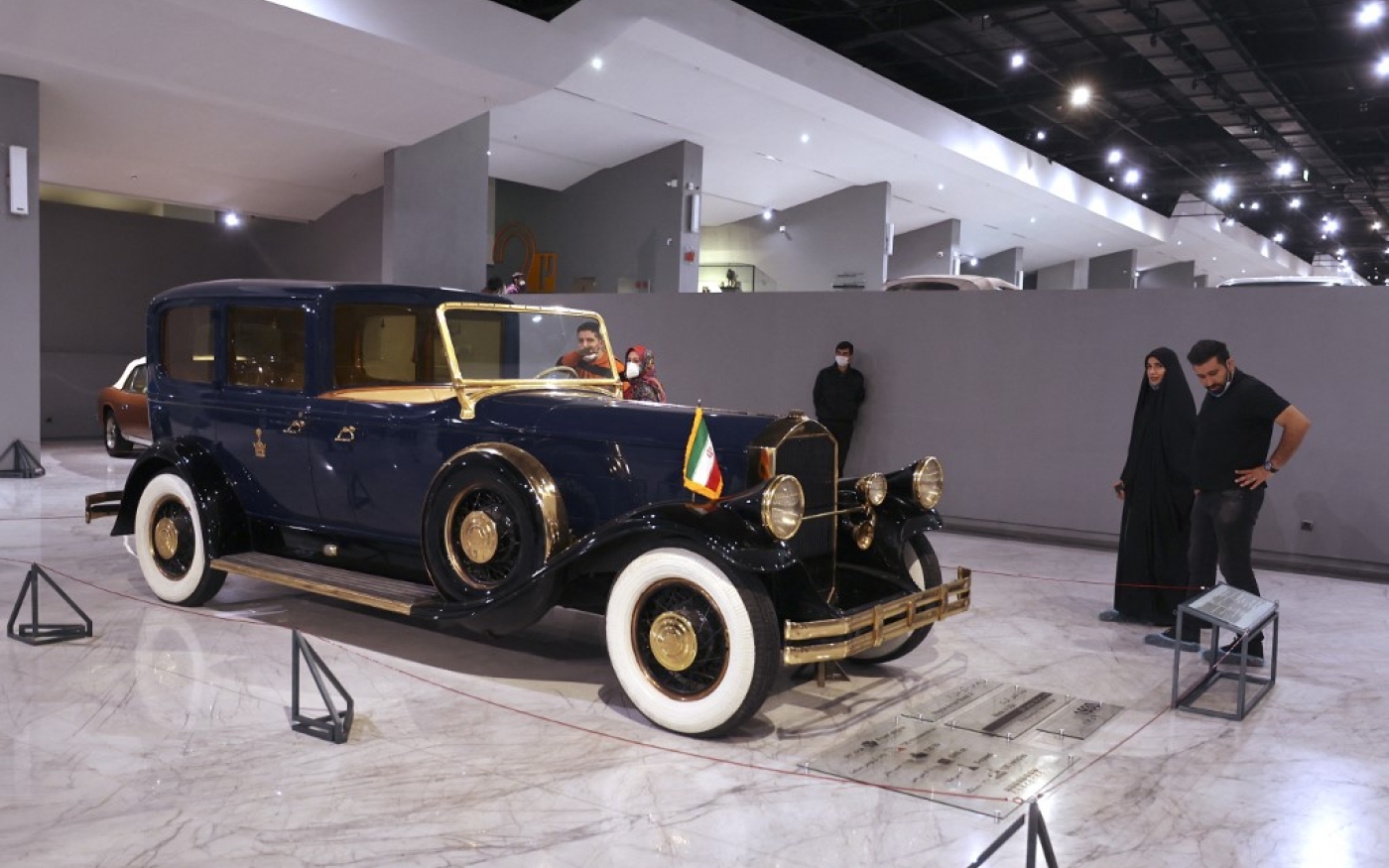 Le joyau du musée est l’américaine Pierce Arrow Model A, construite en 1930, qui fut à l’époque la voiture la plus chère des États-Unis (AFP/Atta Kenare)
