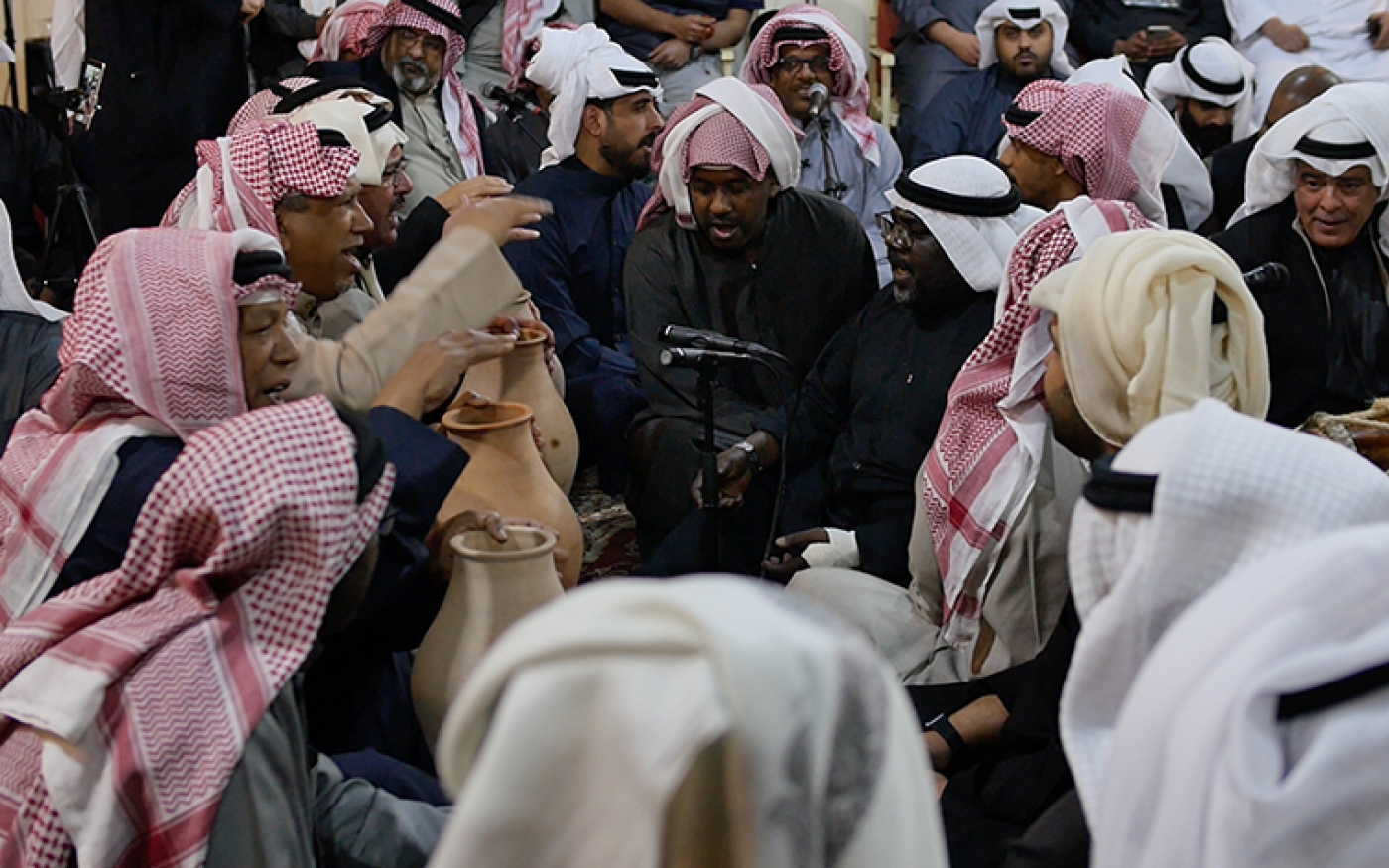 Photo réalisée par le photographe Fadi Yeni Turk Bahri lors d’une cérémonie de chants traditionnels au Koweït en 2019 (AMAR et MUCEM)