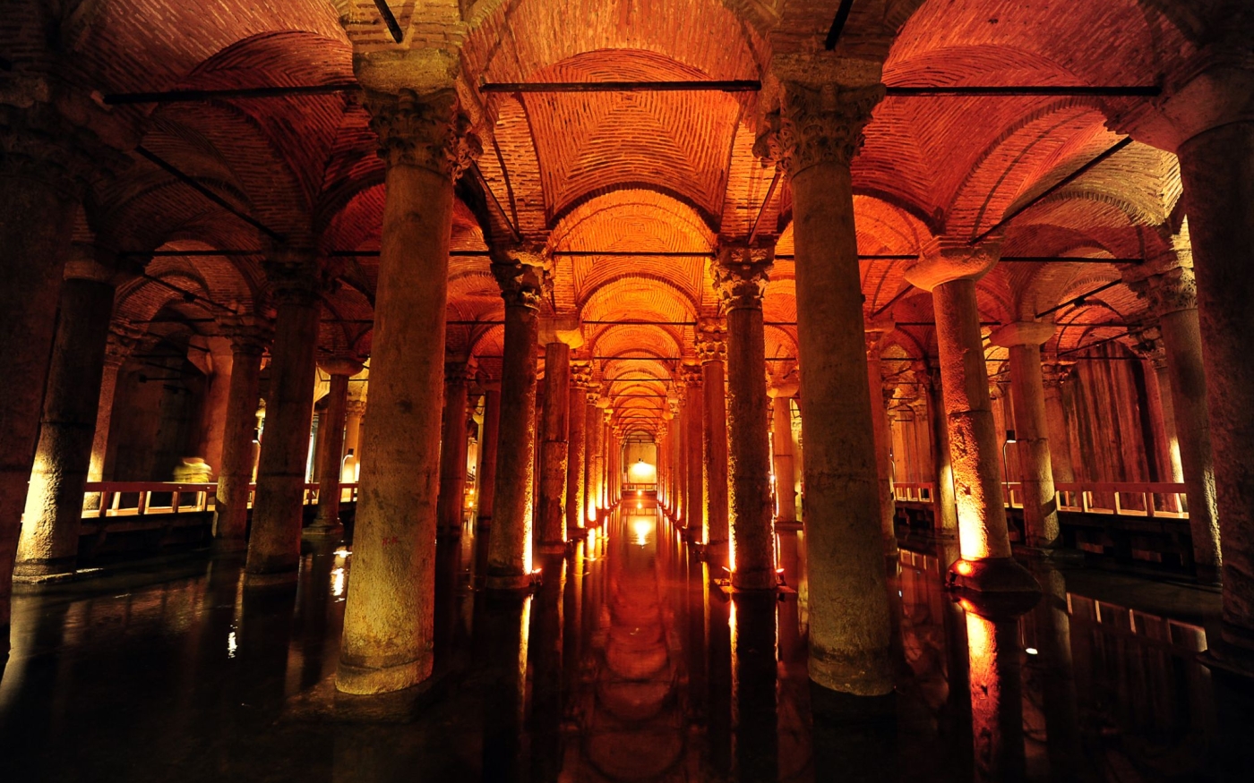 La citerne Basilique fut construite au VIe siècle par l’empereur Justinien Ier (AFP/Mustafa Ozer)