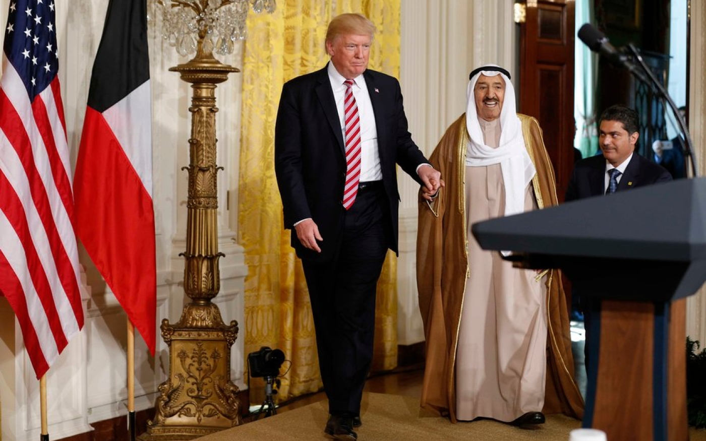 Donald Trump et l’émir du Koweït Sabah al-Ahmad al-Sabah à la Maison-Blanche en septembre (Reuters)