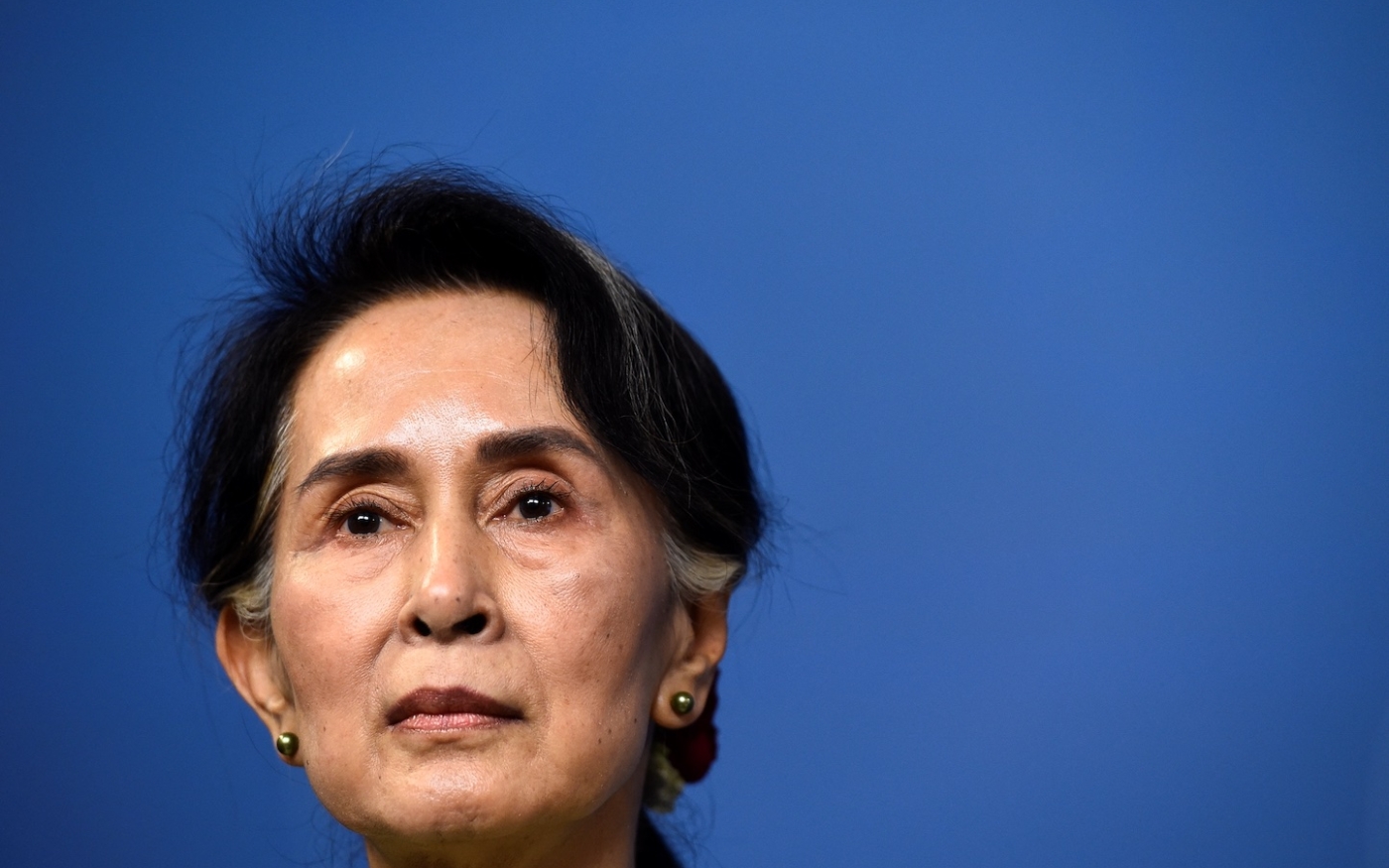Aung San Suu Kyi assiste à une conférence de presse au bureau gouvernemental de Rosenbad, à Stockholm, le 12 juin 2017 (AFP)