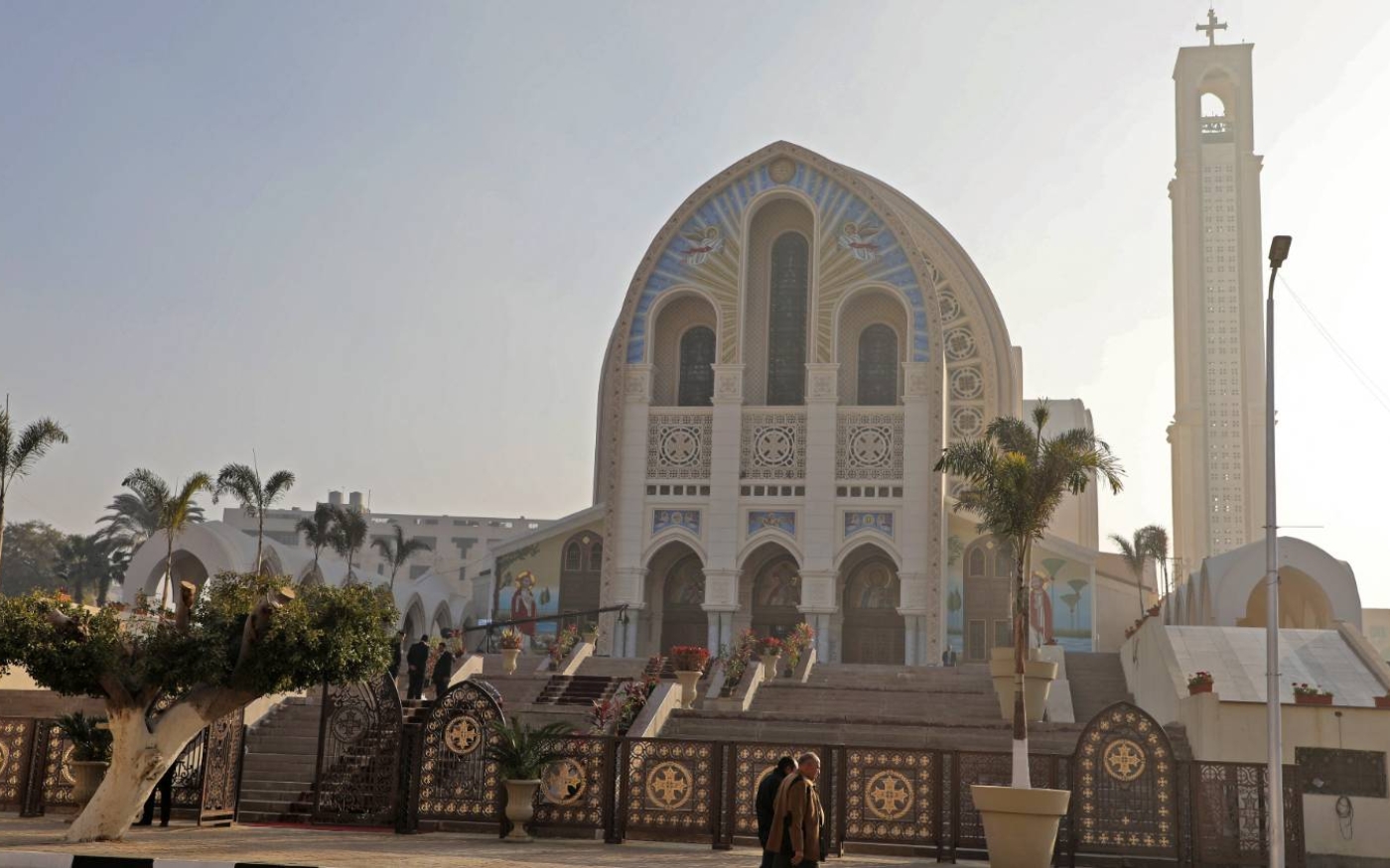 La cathédrale Saint-Marc du Caire est généralement bondée pour la messe du réveillon de Noël (AFP)