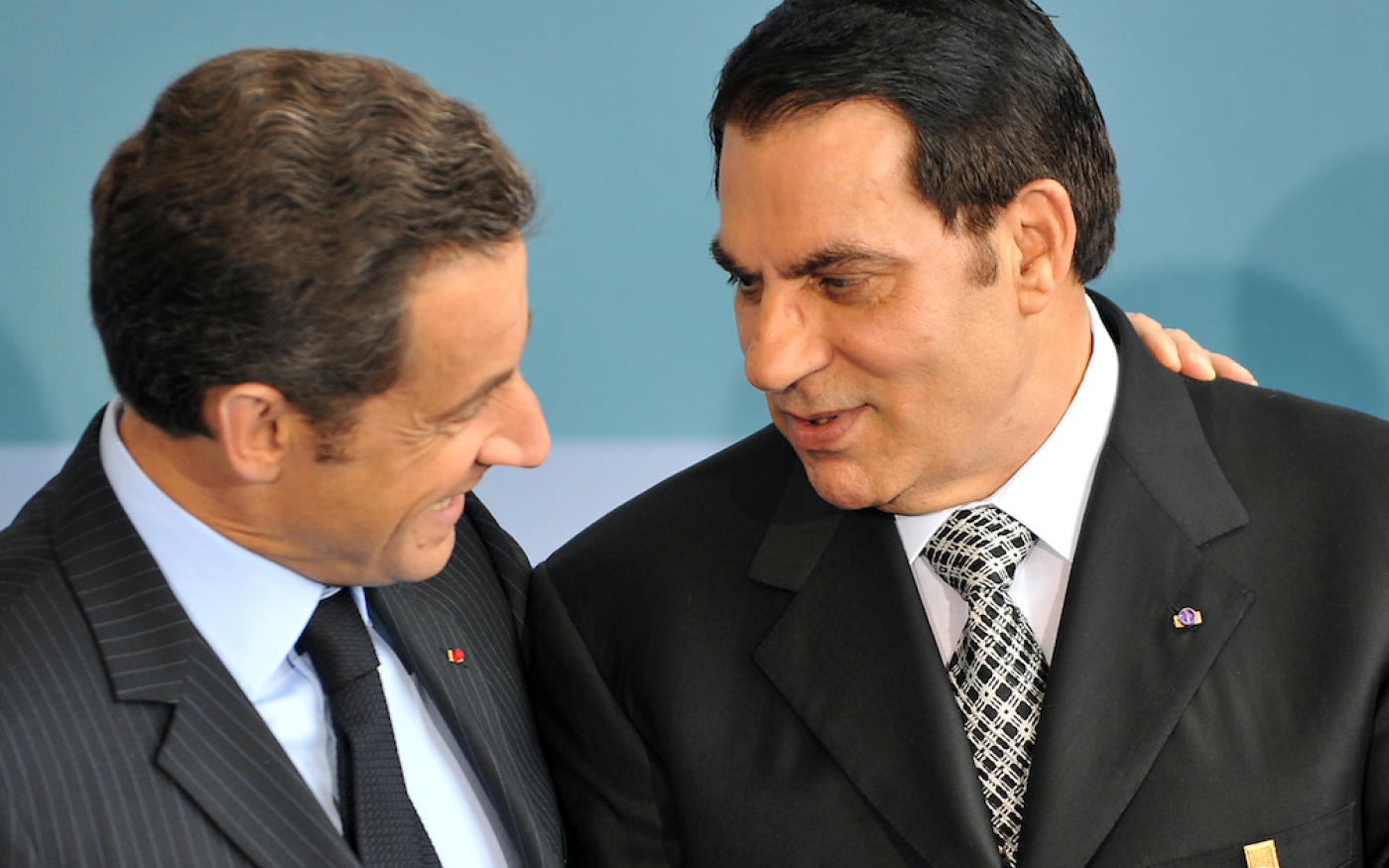 Au début du mouvement de protestation qui mènera à l’éviction de Ben Ali, la France, présidée par Nicolas Sarkozy, a eu pour première réaction la volonté de sauver le pouvoir du leader tunisien (AFP)