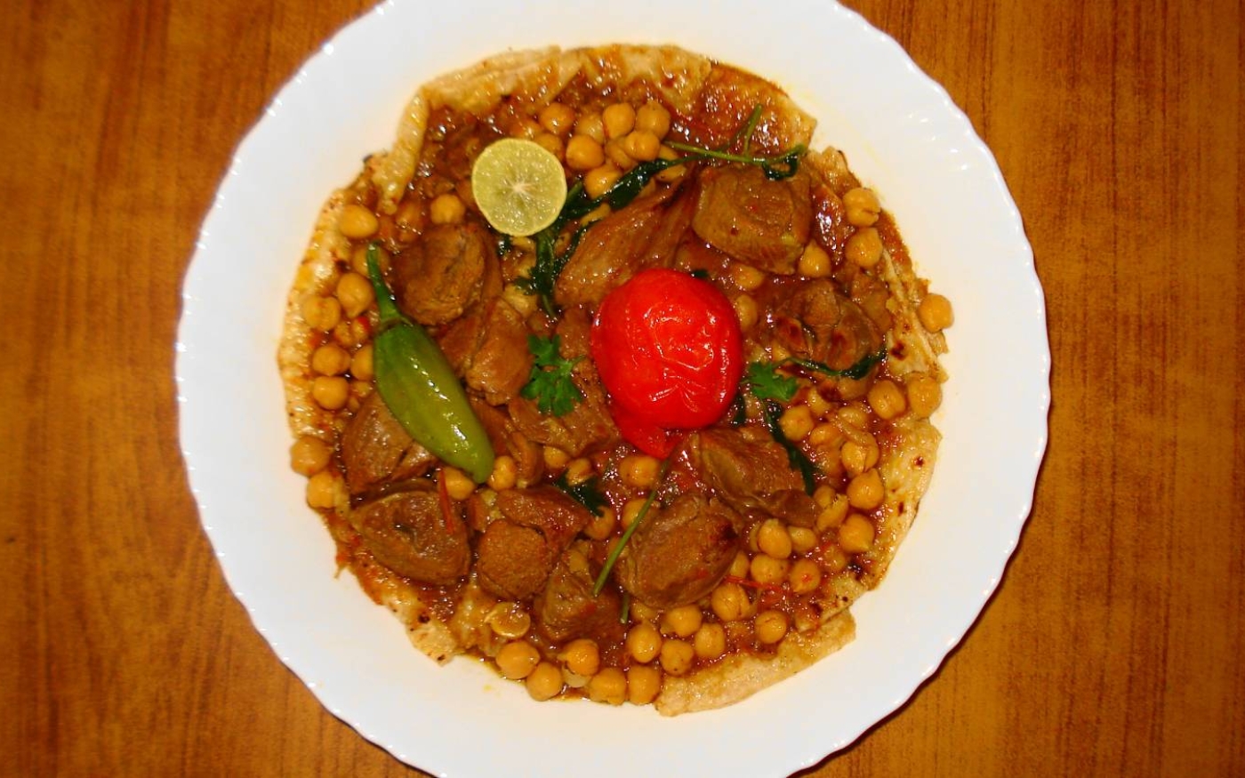 Le tharid est un ragoût copieux à base de bouillon de poulet ou d’agneau et de légumes (Wikimedia/CC)