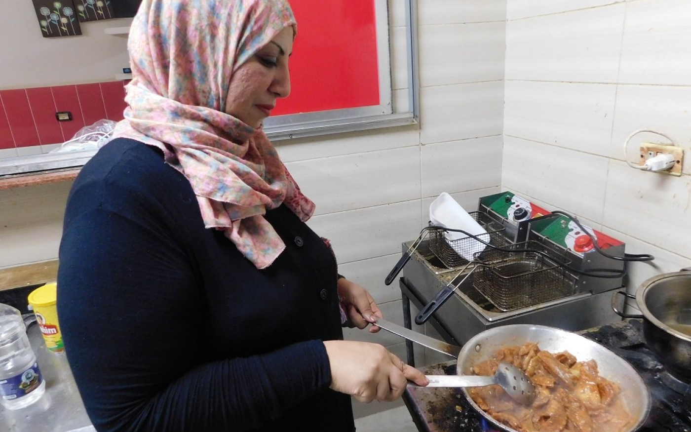 La cheffe Rasha Mohamed estime qu’il faut avoir l’esprit clair pour que le plat soit bon (MEE)