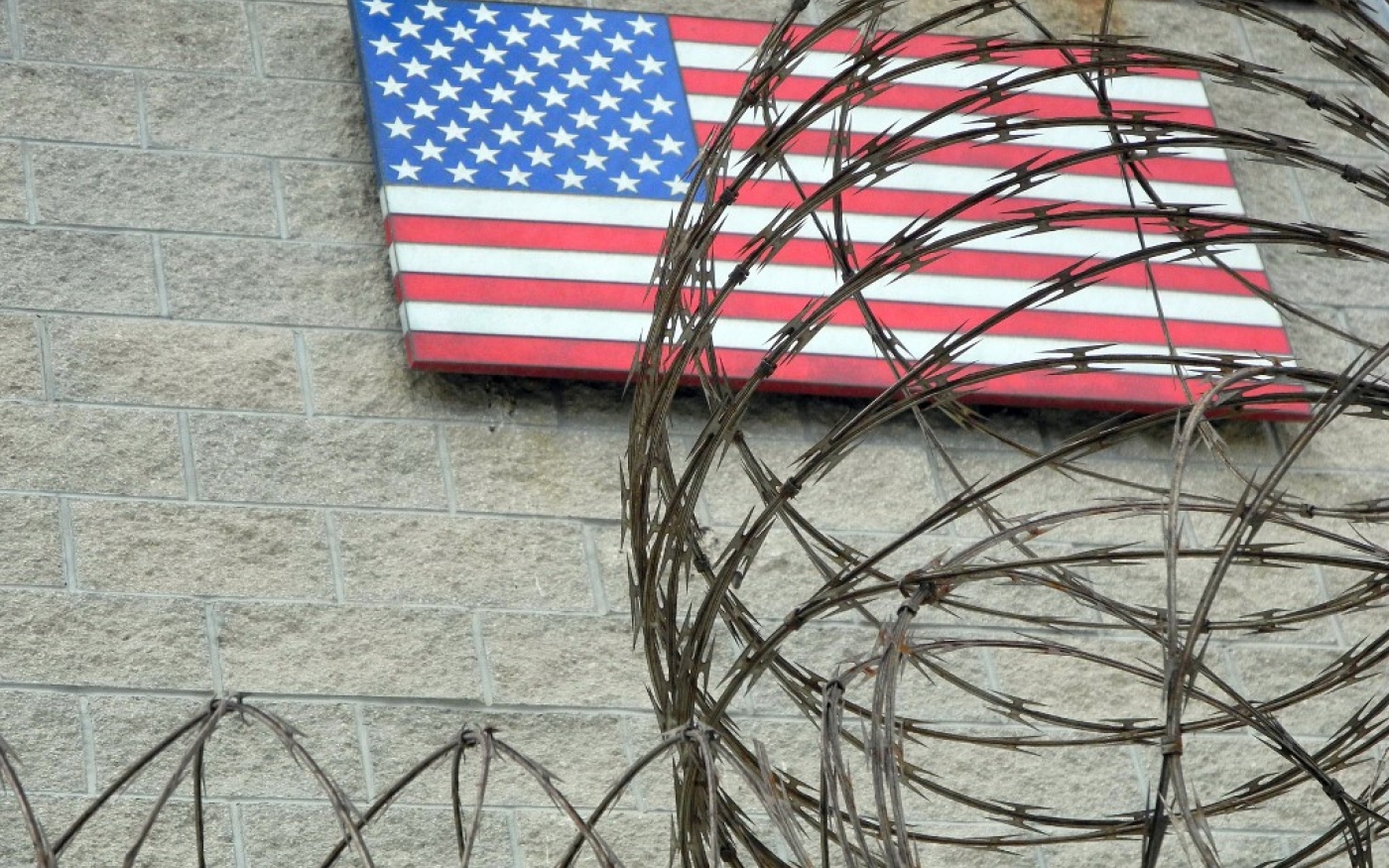 Dans une lettre adressée début août aux familles des quelque 3 000 victimes de l’attentat le plus meurtrier de l’histoire des États-Unis, les procureurs militaires ont présenté un accord pour mettre un terme à des années de procédure au Tribunal militaire de Guantánamo, sans procès (AFP/Chantal Valery)