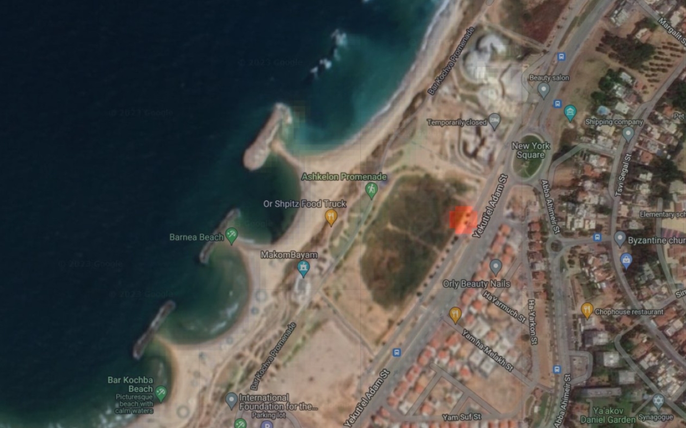 Une image satellite prise le 7 octobre 2023 montre des incendies dans un parc donnant sur la Méditerranée à Ashkelon (Sentinel/Soar)