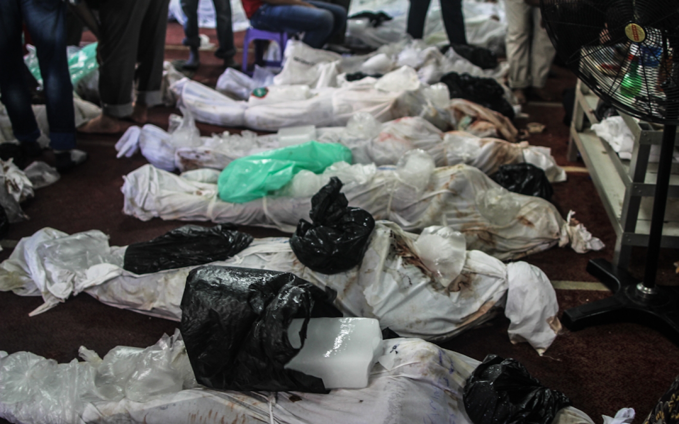 Bodies of dead protesters in El-Eman mosque