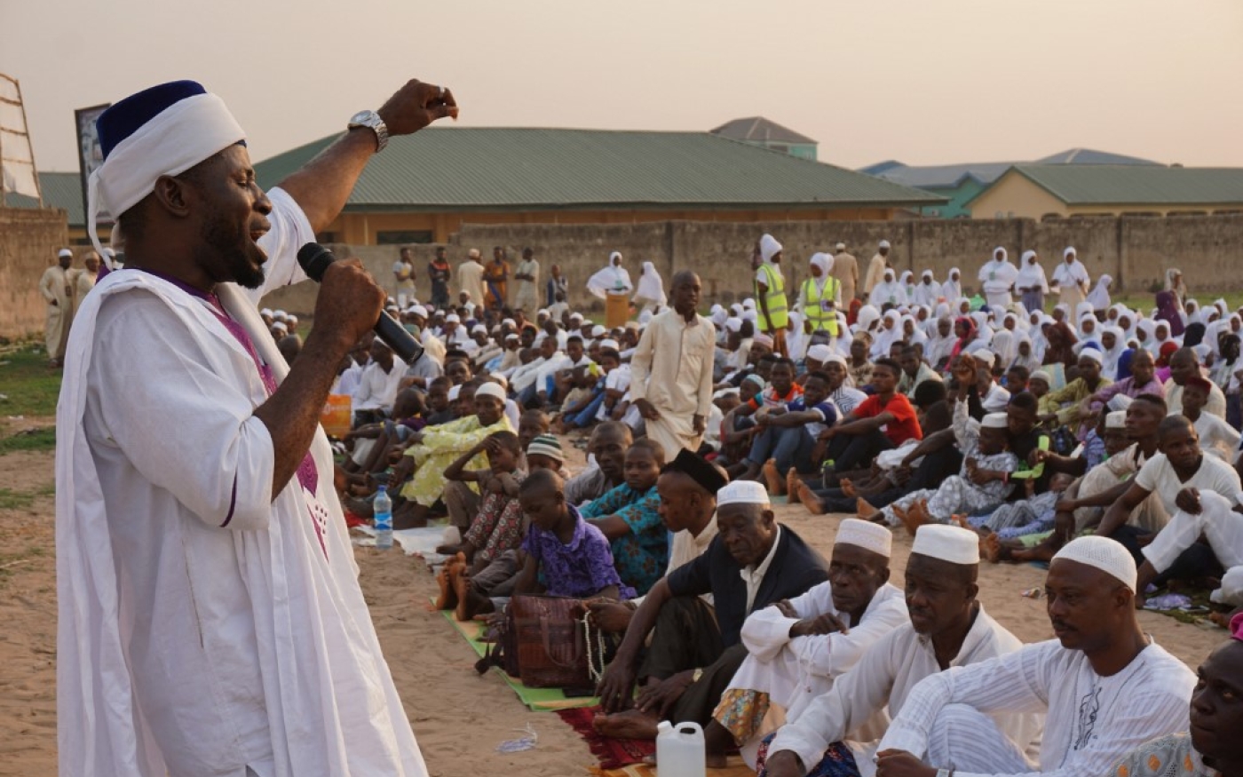 Des musulmans se rassemblent à Ibafo (Nigeria) après la prière à l’occasion du Nouvel an islamique (AFP)