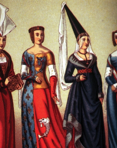 The Bethlehem headpiece, known as the 'Shatweh', became popular among European noblewomen (Reproduced by permission of Interlink Publishing)