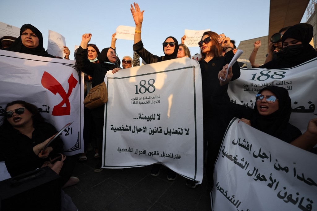 Iraqi women demonstrate against underage marriage in Tahrir Square in central Baghdad on August 8, 2024, amid parliamentary discussions over a proposed amendment to the Iraqi Personal Status Law (Ahmad Al-Rubaye / AFP)