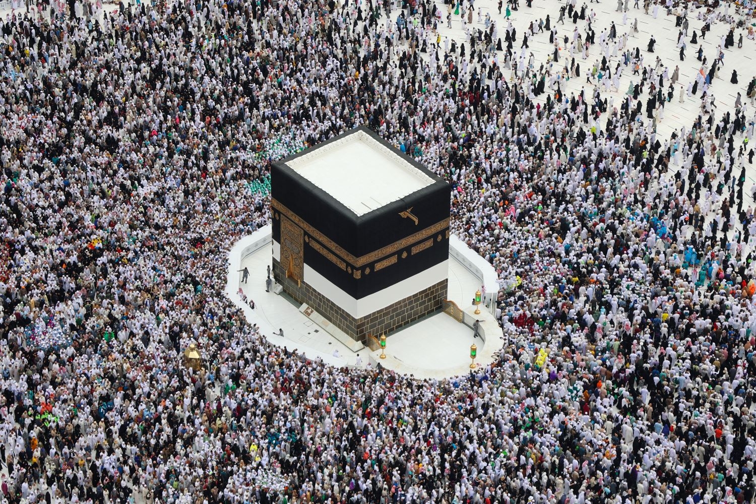 Worshippers perform the farewell tawaf (circumambulation) in the holy Saudi city of Mecca on July 11, 2022, marking the end of this year's Hajj (AFP)