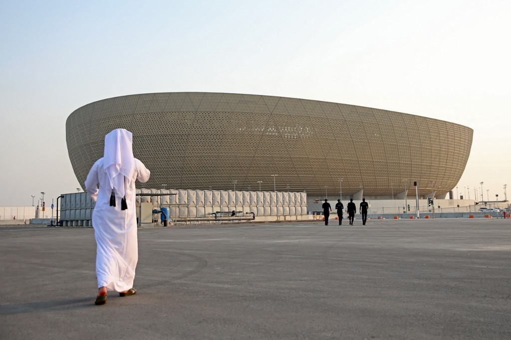 Vue d’ensemble du Lusail Iconic Stadium, l’enceinte de 80 000 places qui accueillera la finale de la Coupe du monde de football en décembre, à la périphérie de Doha, capitale du Qatar, le 11 août 2022 (AFP)