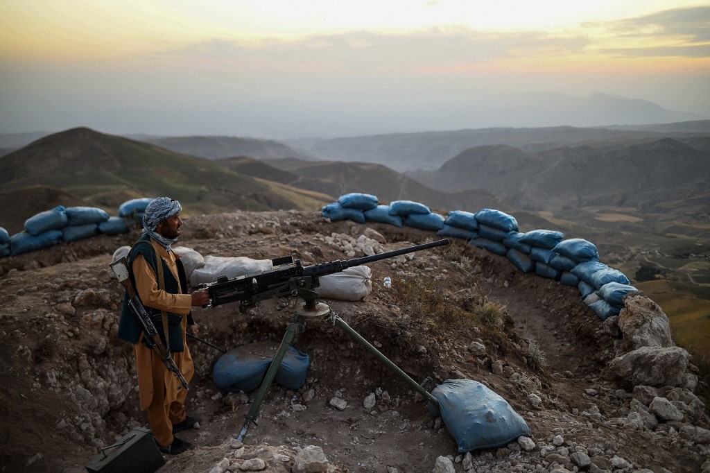 « Les frontières de l’Afghanistan avec le Tadjikistan, l’Ouzbékistan, le Turkménistan, l’Iran : environ 90 % des frontières sont sous notre contrôle », ont déclaré jeudi 22 juillet les talibans sans que ces affirmations puissent être vérifiées de manière indépendante (AFP/Farshad Usyan)